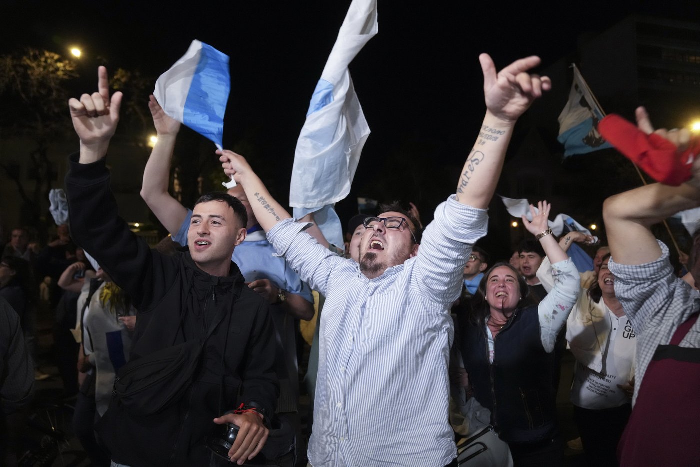 Uruguay's presidential runoff will be tight. But with rivals in agreement, it's no nail-biter | iNFOnews.ca Uruguay's presidential runoff will be tight. But with rivals in agreement, it's no nail-biter | iNFOnews.ca