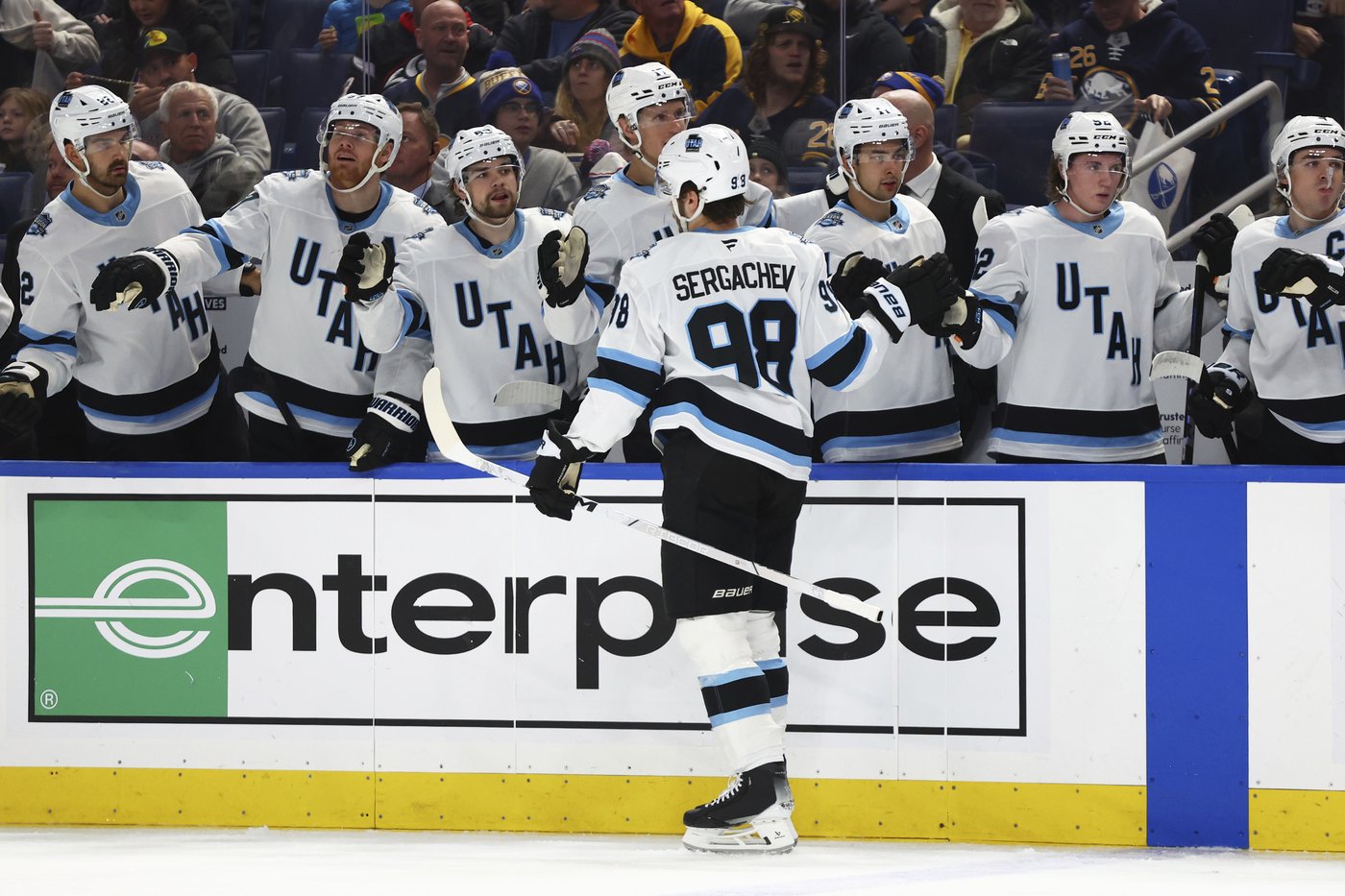 Michael Kesselring scores as Utah beats the Buffalo Sabres 5-2 | iNFOnews.ca