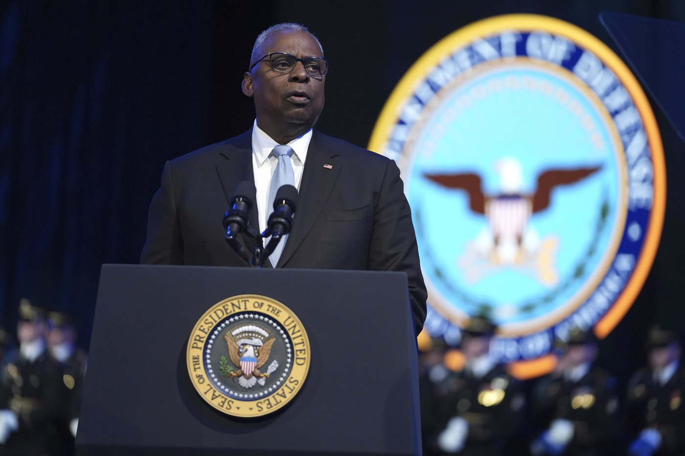 Austin, the first Black defense secretary, ends his term marred by Afghanistan but buoyed by Ukraine | iNFOnews.ca