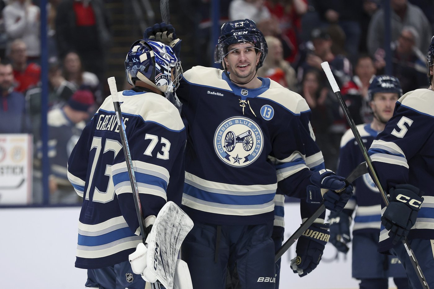 Blue Jackets centre Monahan awarded Masterton Trophy for resilience and leadership | iNFOnews.ca