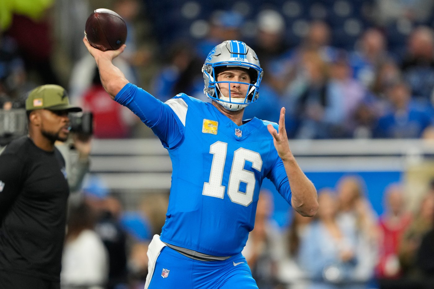 Lions face Jayden Daniels-less Commanders, looking to rebound after loss | iNFOnews.ca