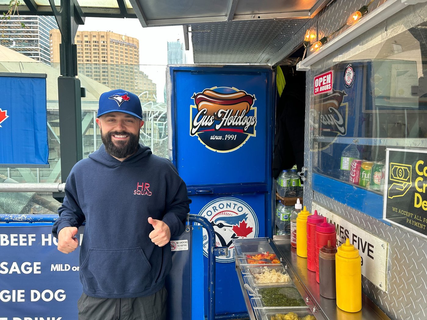 Toronto Blue Jays fans say ALCS Game 7 is like a Canadian heritage moment | iNFOnews.ca