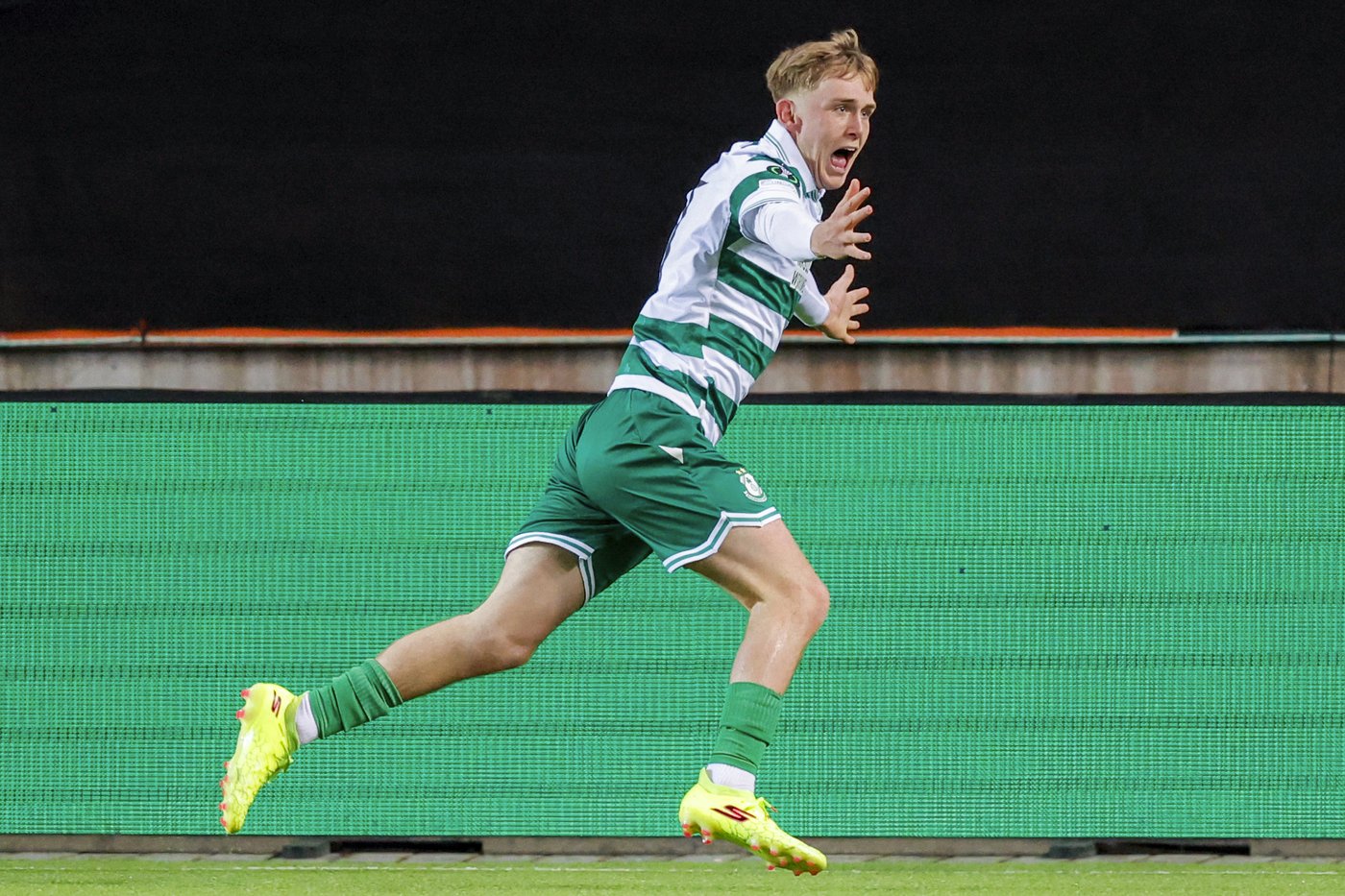 Morning after scoring historic goal, 16-year-old Michael Noonan heads back to school | iNFOnews.ca