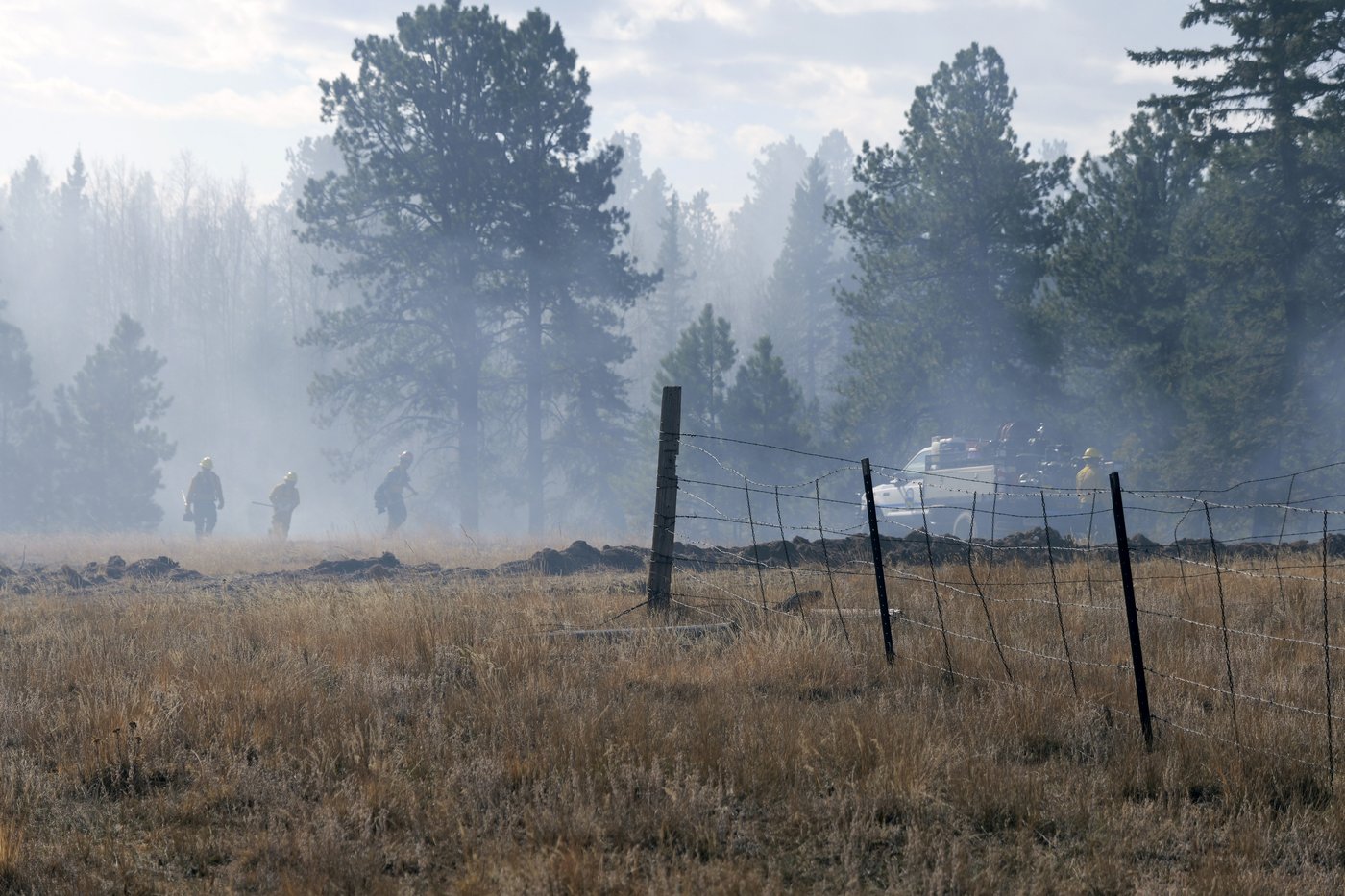 Fire destroys 1 home and forces the evacuation of 700 others in a Colorado subdivision | iNFOnews.ca Fire destroys 1 home and forces the evacuation of 700 others in a Colorado subdivision | iNFOnews.ca