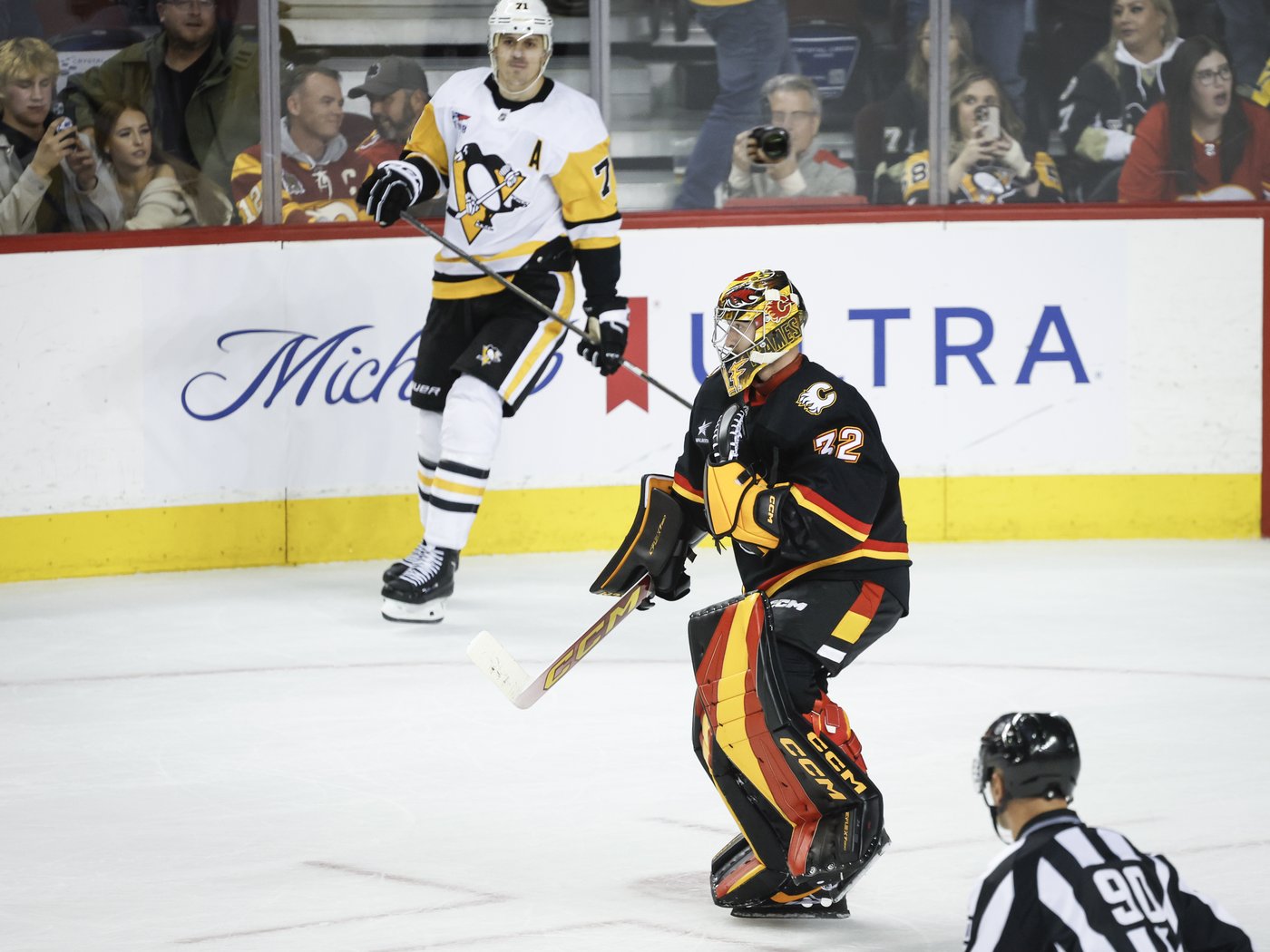 Red-hot Calgary Flames grind out 4-3 shootout win over Pittsburgh Penguins | iNFOnews.ca Red-hot Calgary Flames grind out 4-3 shootout win over Pittsburgh Penguins | iNFOnews.ca