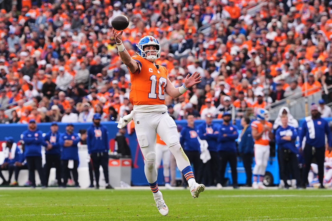 Bo Nix and rookies lead Broncos to 44-24 victory over Cowboys, extending home win streak to 9 | iNFOnews.ca Bo Nix and rookies lead Broncos to 44-24 victory over Cowboys, extending home win streak to 9 | iNFOnews.ca