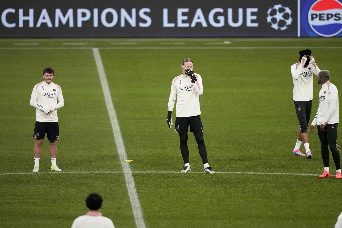 Goalkeeping blunders continue to hurt PSG in a difficult Champions League campaign | iNFOnews.ca Goalkeeping blunders continue to hurt PSG in a difficult Champions League campaign | iNFOnews.ca