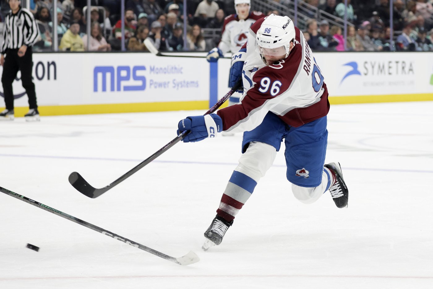 Justus Annunen leads Avalanche to fourth straight win with 5-1 rout of Utah | iNFOnews.ca