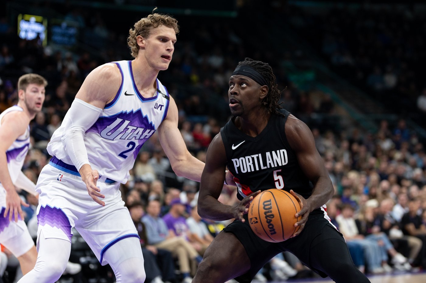 Jrue Holiday scores 27 points, hits late free throws to help Blazers hold off Jazz 136-134 | iNFOnews.ca Jrue Holiday scores 27 points, hits late free throws to help Blazers hold off Jazz 136-134 | iNFOnews.ca