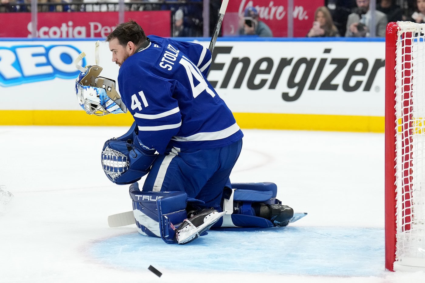 Leafs goalie Stolarz not ruled out for Game 2; Bennett says elbow had 'no intent' | iNFOnews.ca Leafs goalie Stolarz not ruled out for Game 2; Bennett says elbow had 'no intent' | iNFOnews.ca