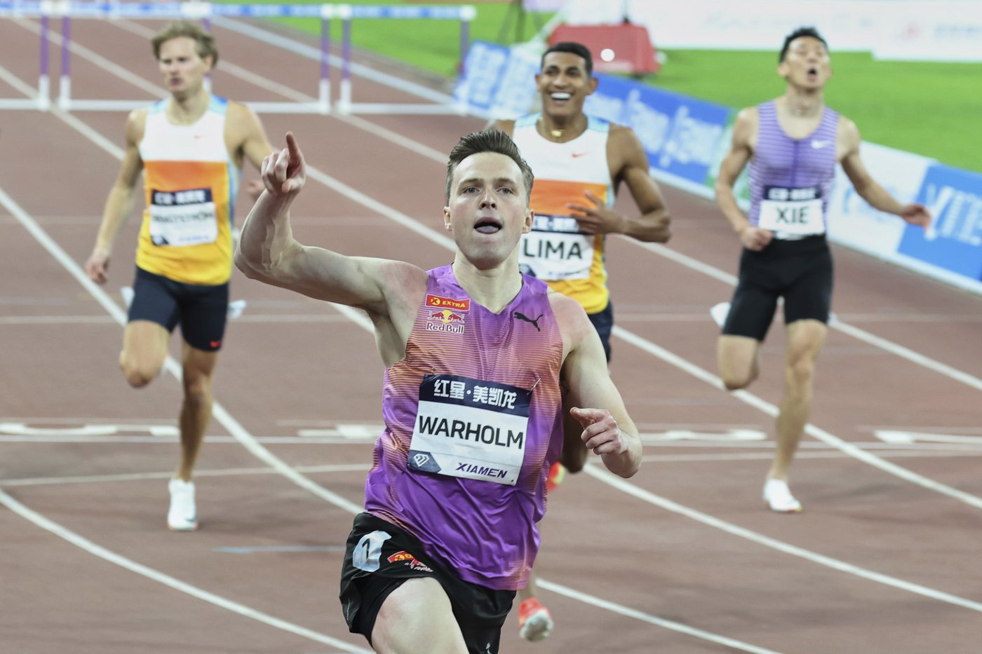 Warholm sets unofficial world record in 300m hurdles at Diamond League opener | iNFOnews.ca