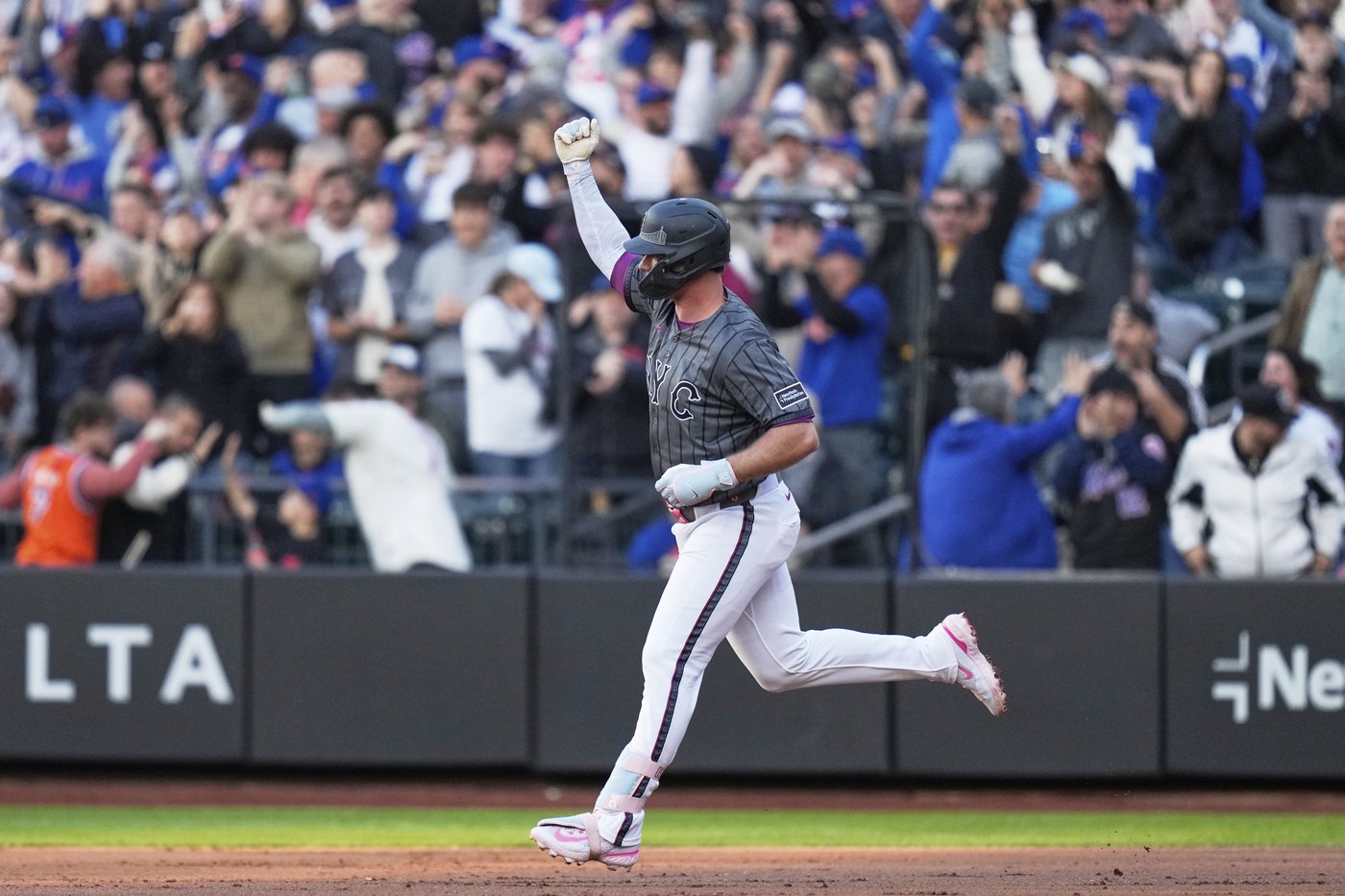 Alonso ends HR drought and Mets overcome Ohtani's leadoff shot in 3-1 win over Dodgers | iNFOnews.ca Alonso ends HR drought and Mets overcome Ohtani's leadoff shot in 3-1 win over Dodgers | iNFOnews.ca