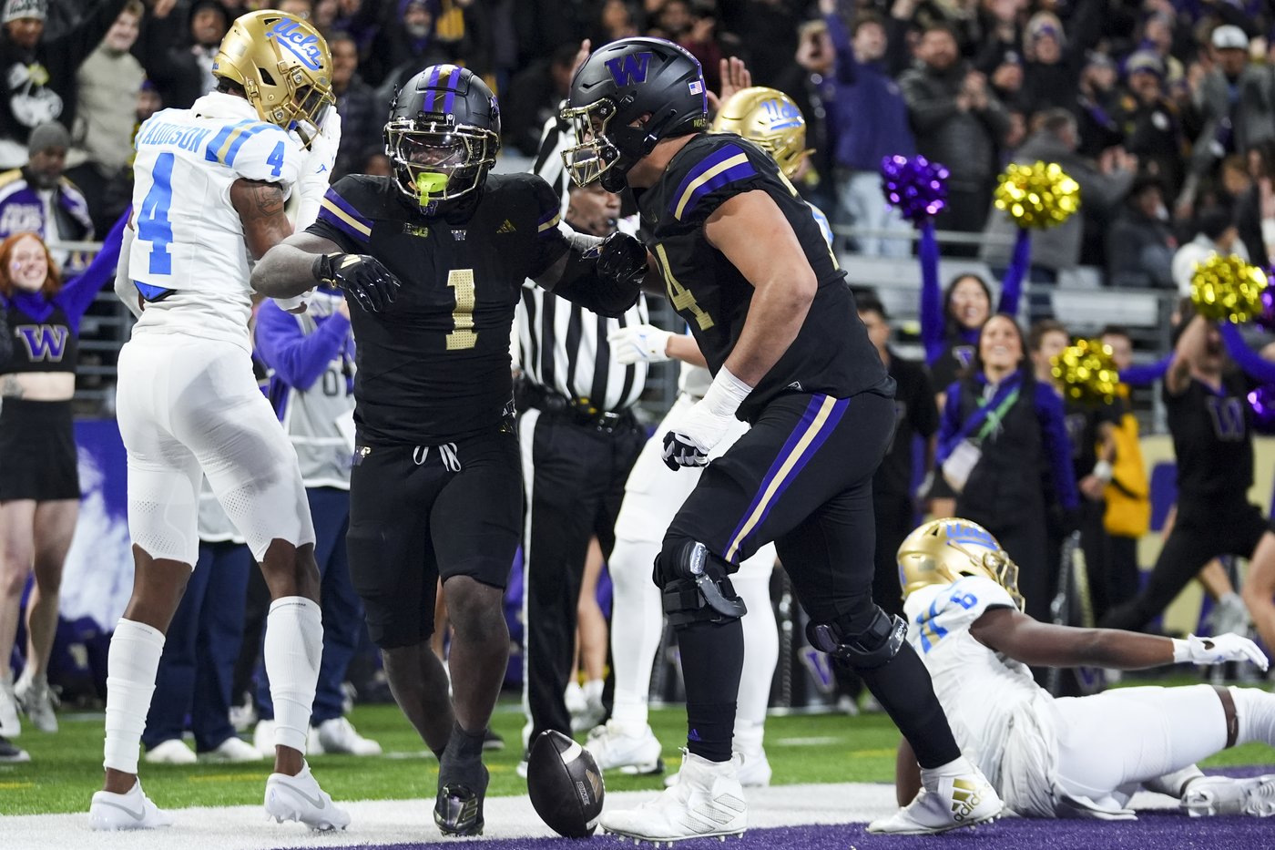 Desmond Williams Jr., Jonah Coleman lead Washington past UCLA 31-19 for bowl eligibility | iNFOnews.ca