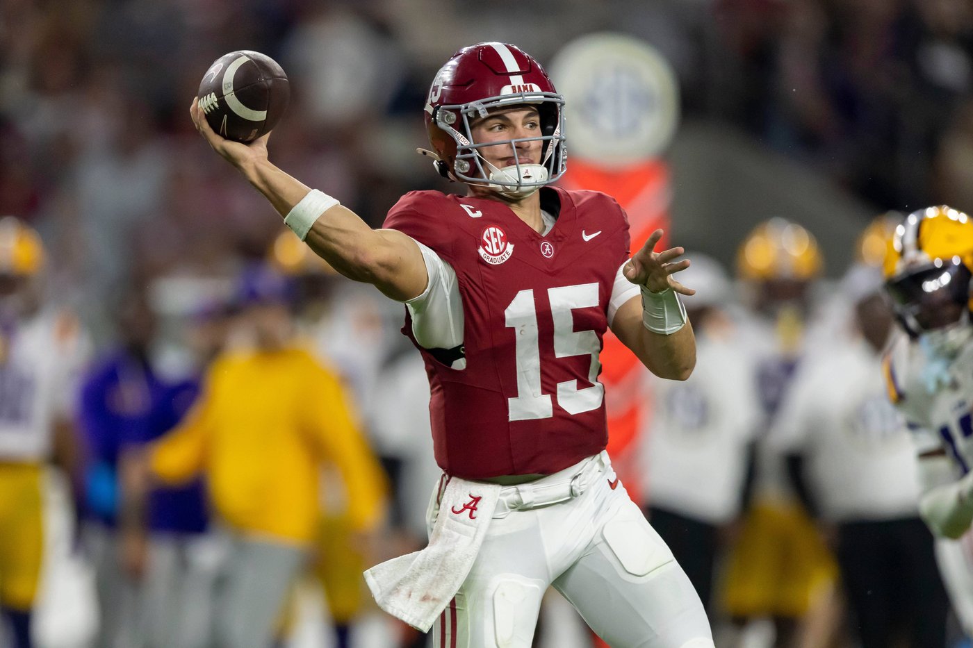 With Iron Bowl looming, No. 10 Alabama looks to find rhythm against lower-division Eastern Illinois | iNFOnews.ca