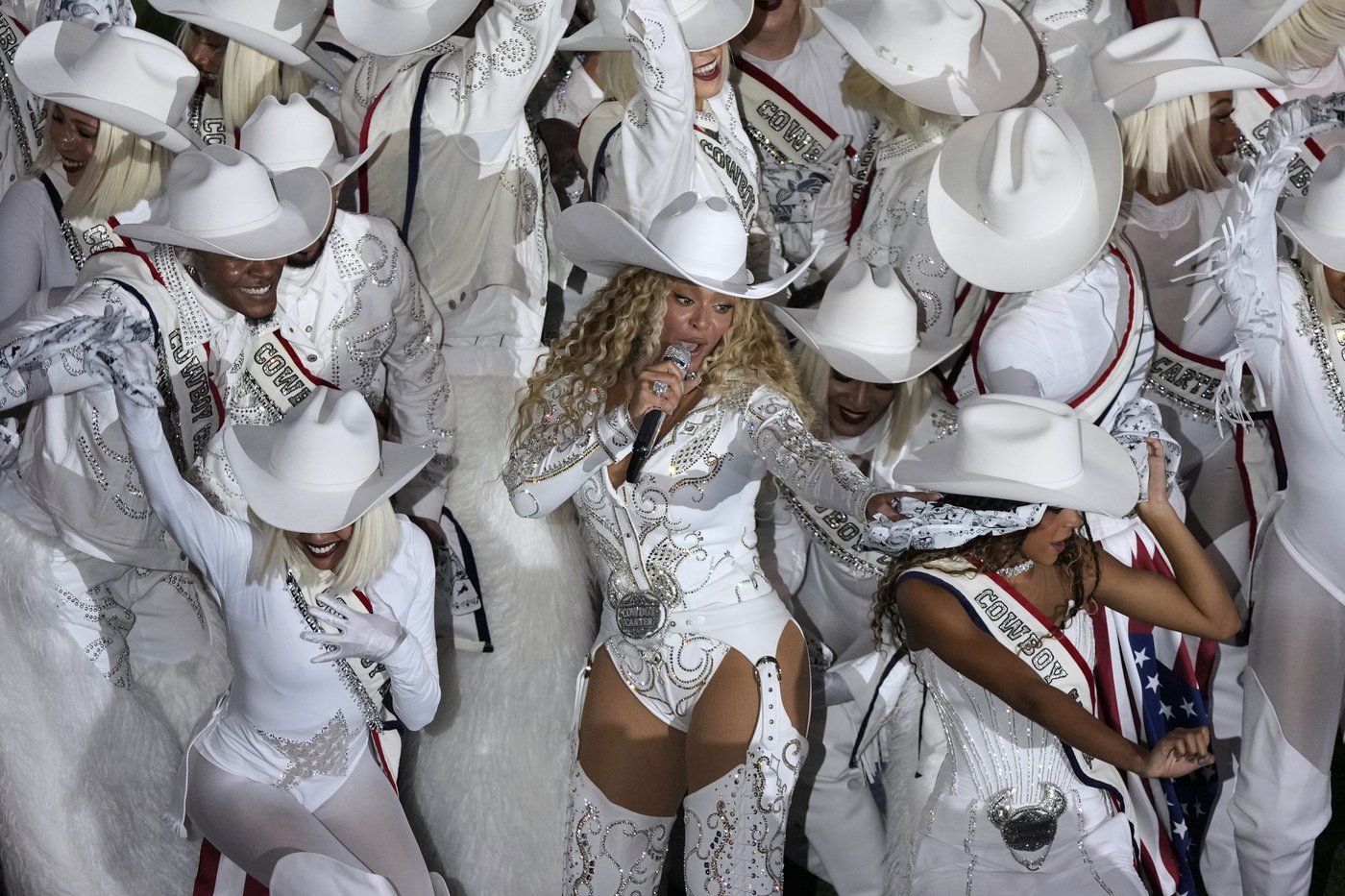 Beyoncé's performance highlighted Netflix's NFL debut on Christmas Day | iNFOnews.ca