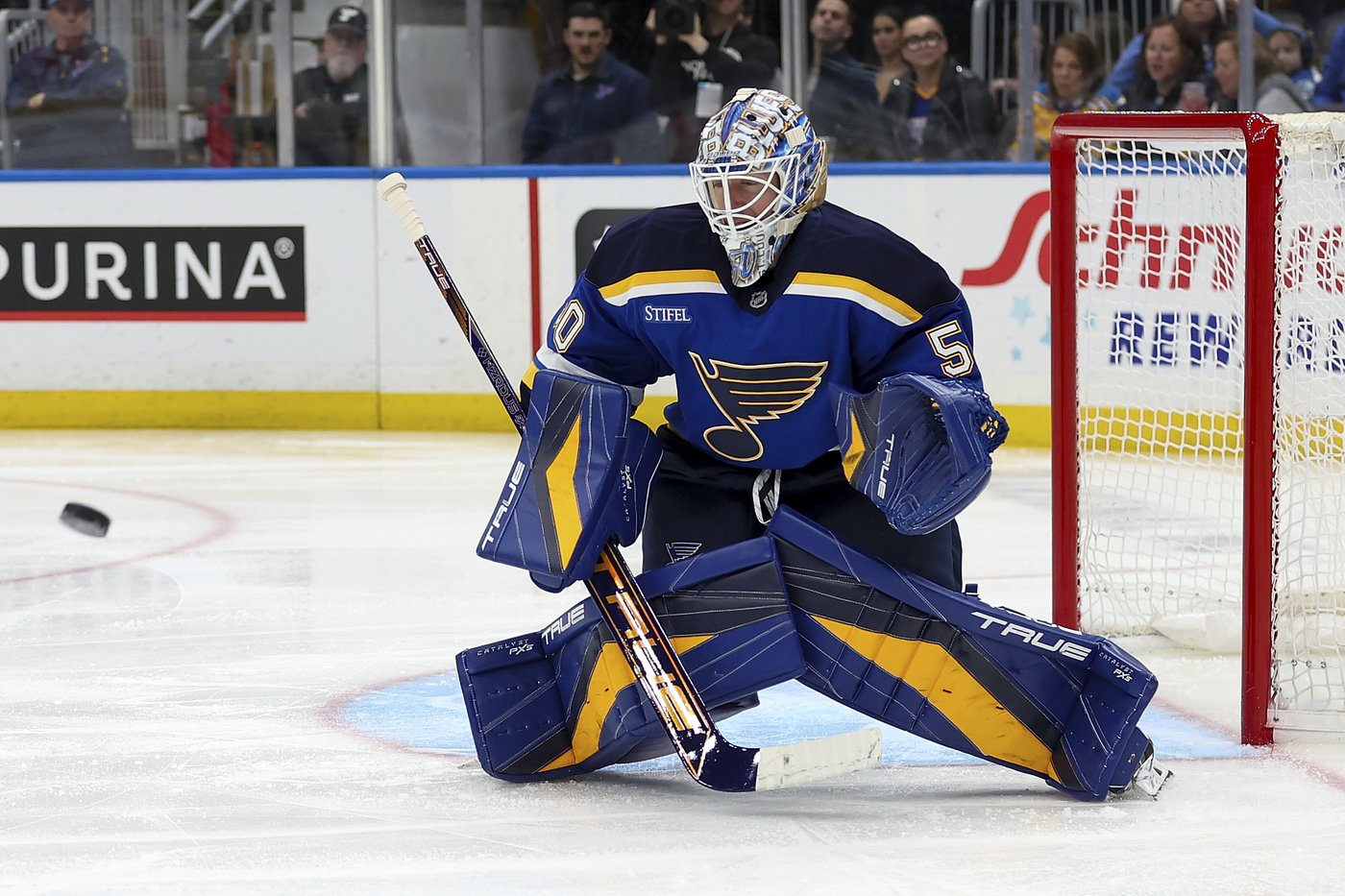 Sabres get power-play goals from Zucker and Thompson in 4-2 win over the Blues | iNFOnews.ca