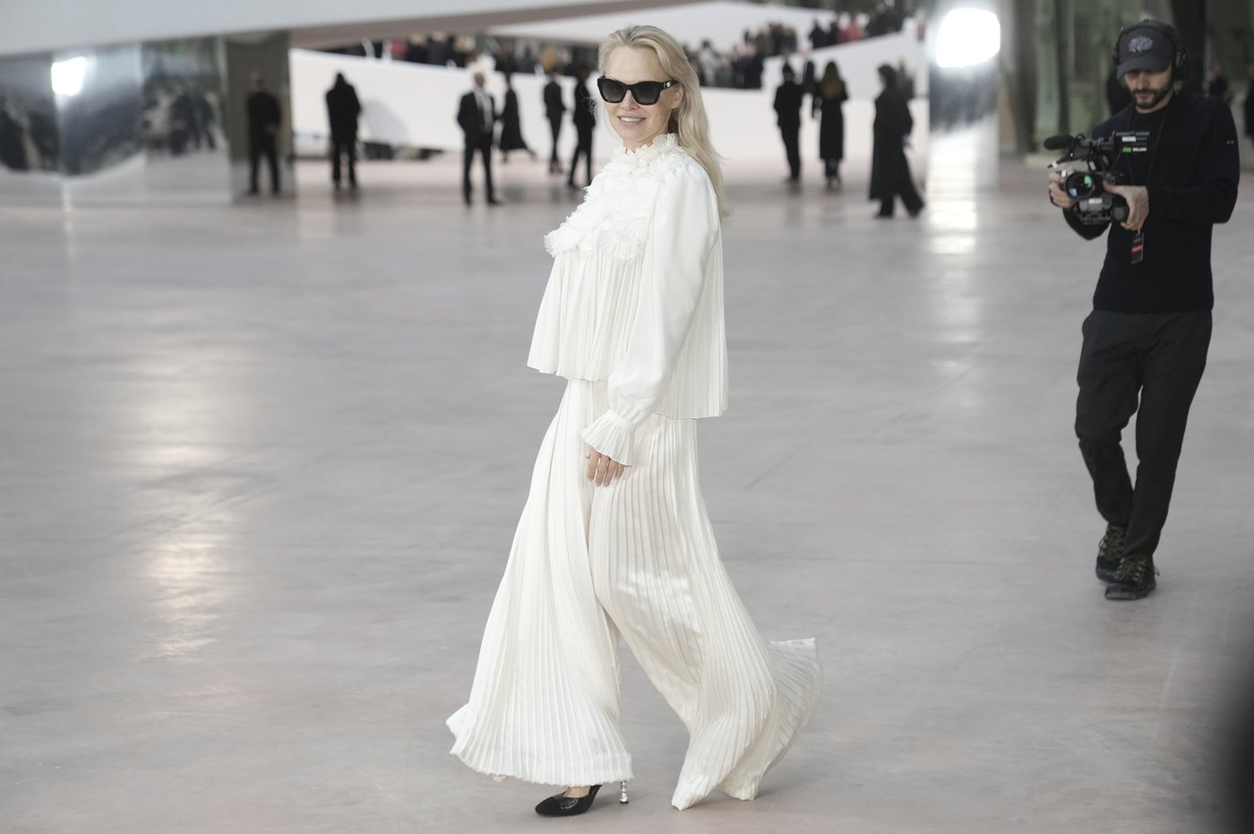 Chanel stuns with color, and Kylie Jenner, in Paris couture show | iNFOnews.ca