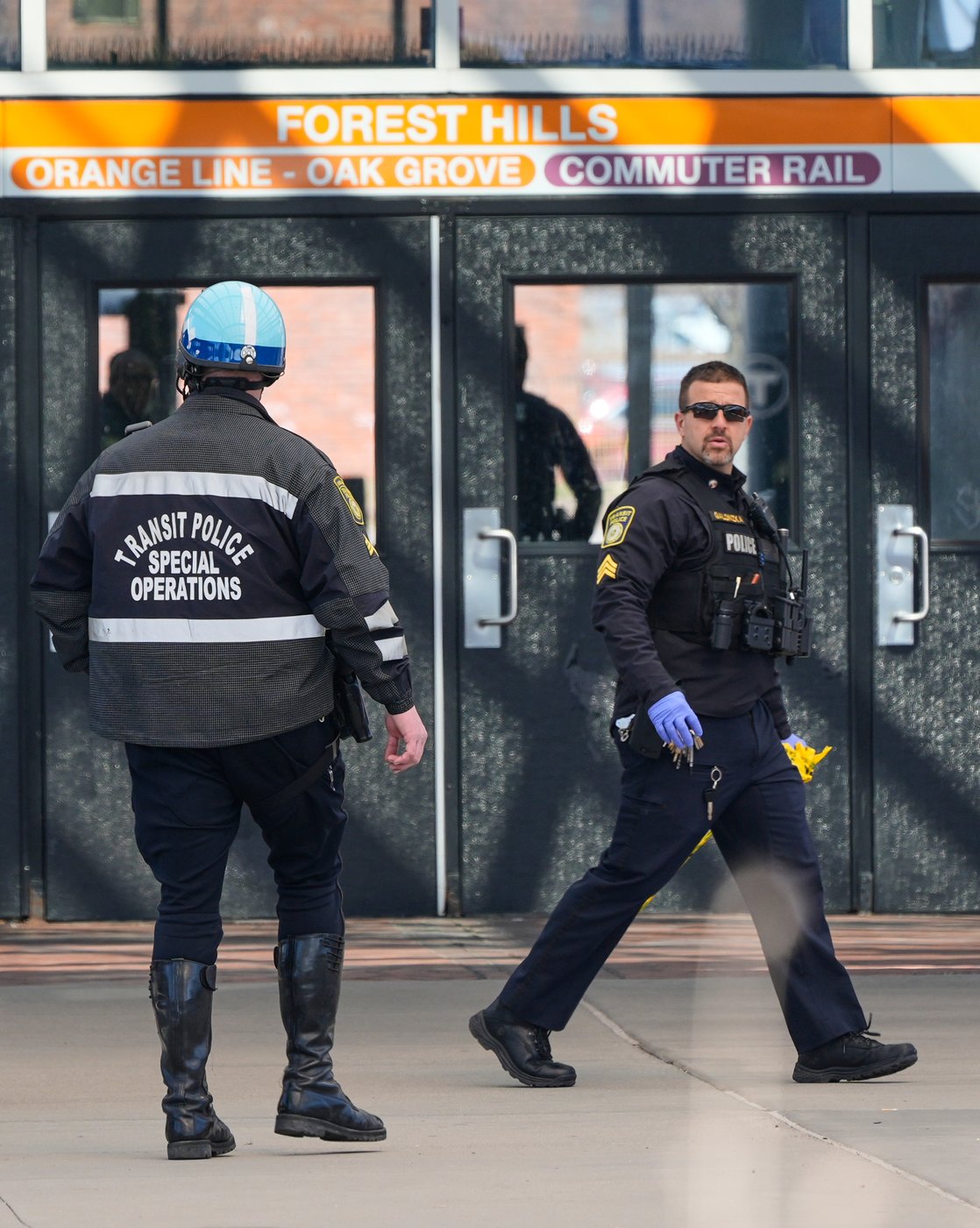 Boston transit police say man threatened to stab bus driver before struggle with officers | iNwheels Boston transit police say man threatened to stab bus driver before struggle with officers | iNwheels