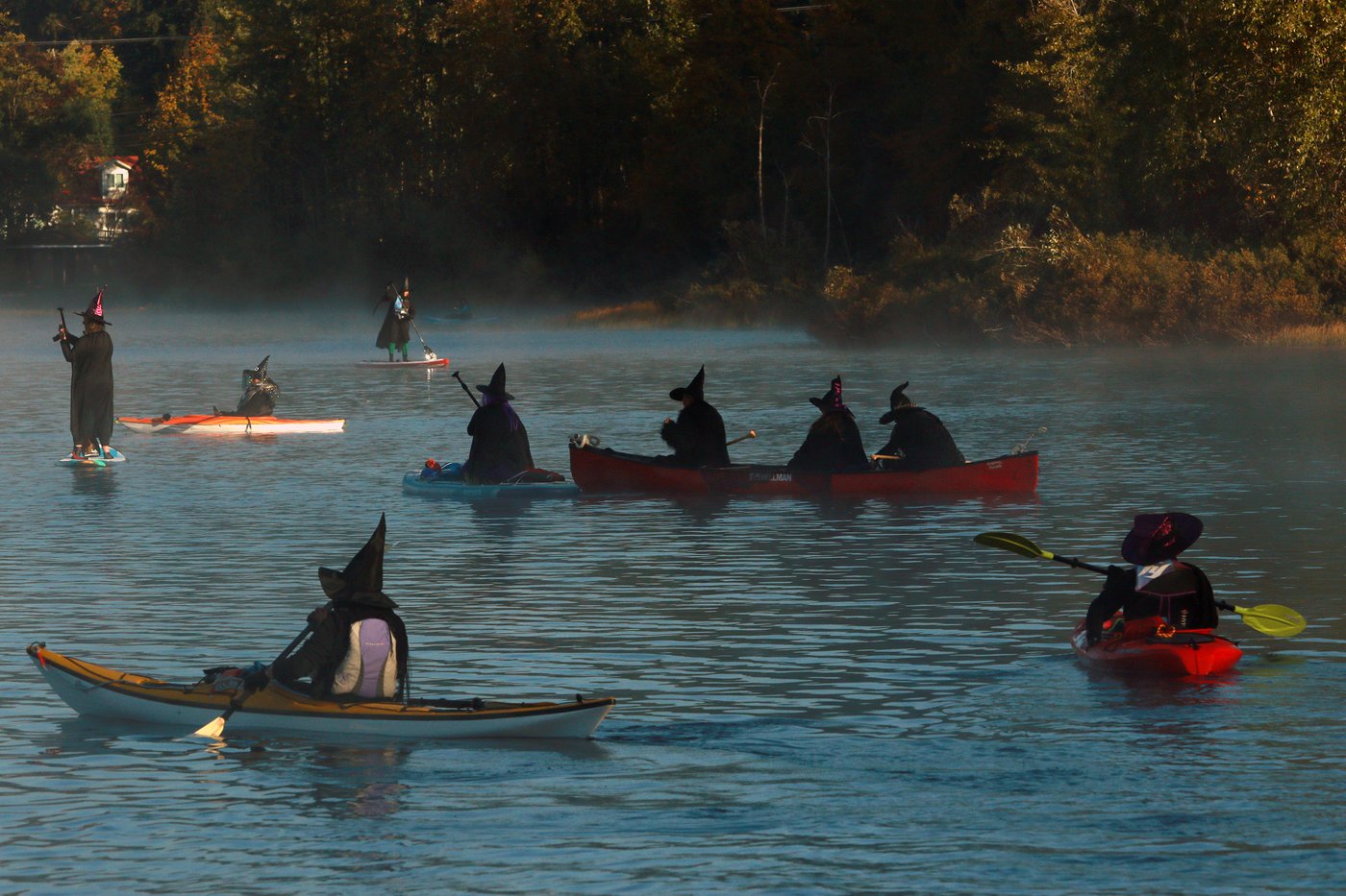 More than a quarter of Canadians will spend at least 100 bones on Halloween: poll | iNFOnews.ca