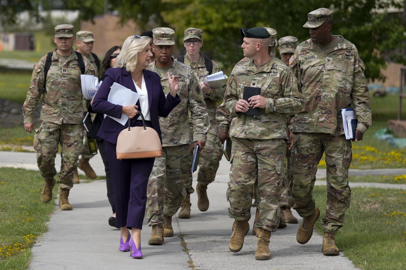 The Army's answer to a lack of recruits is a prep course to boost low scores. It's working | iNFOnews.ca