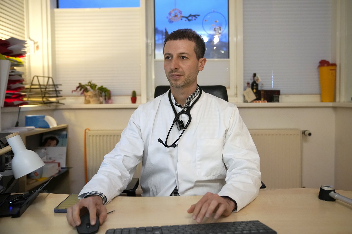 Thousands of Syrian doctors work in Germany. It hopes they will stay after Assad's fall | iNFOnews.ca