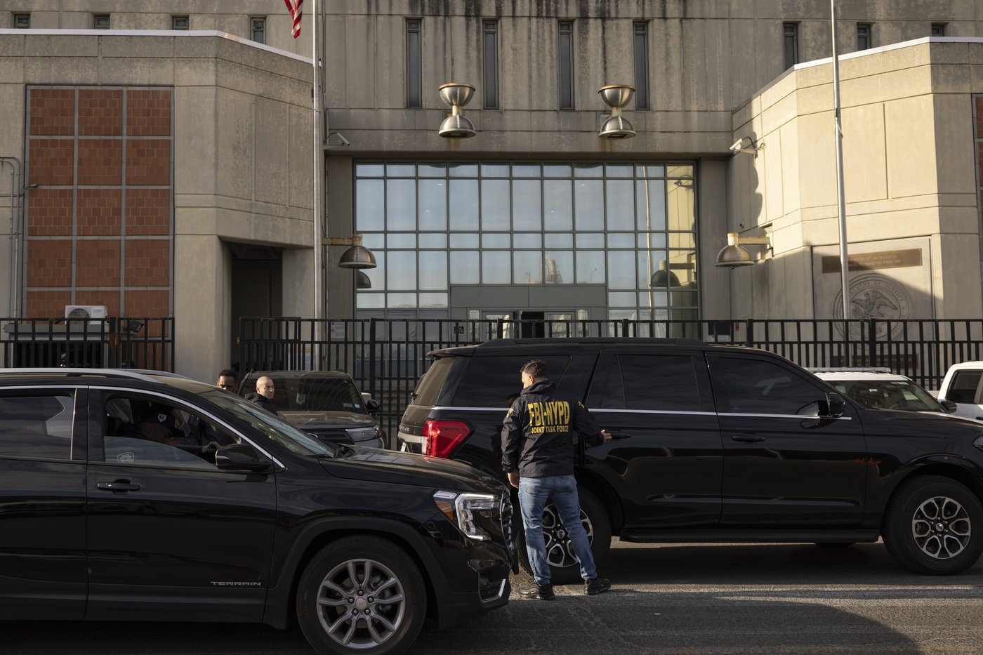 Authorities launch 'interagency operation' at federal jail in New York housing Sean 'Diddy' Combs | iNFOnews.ca