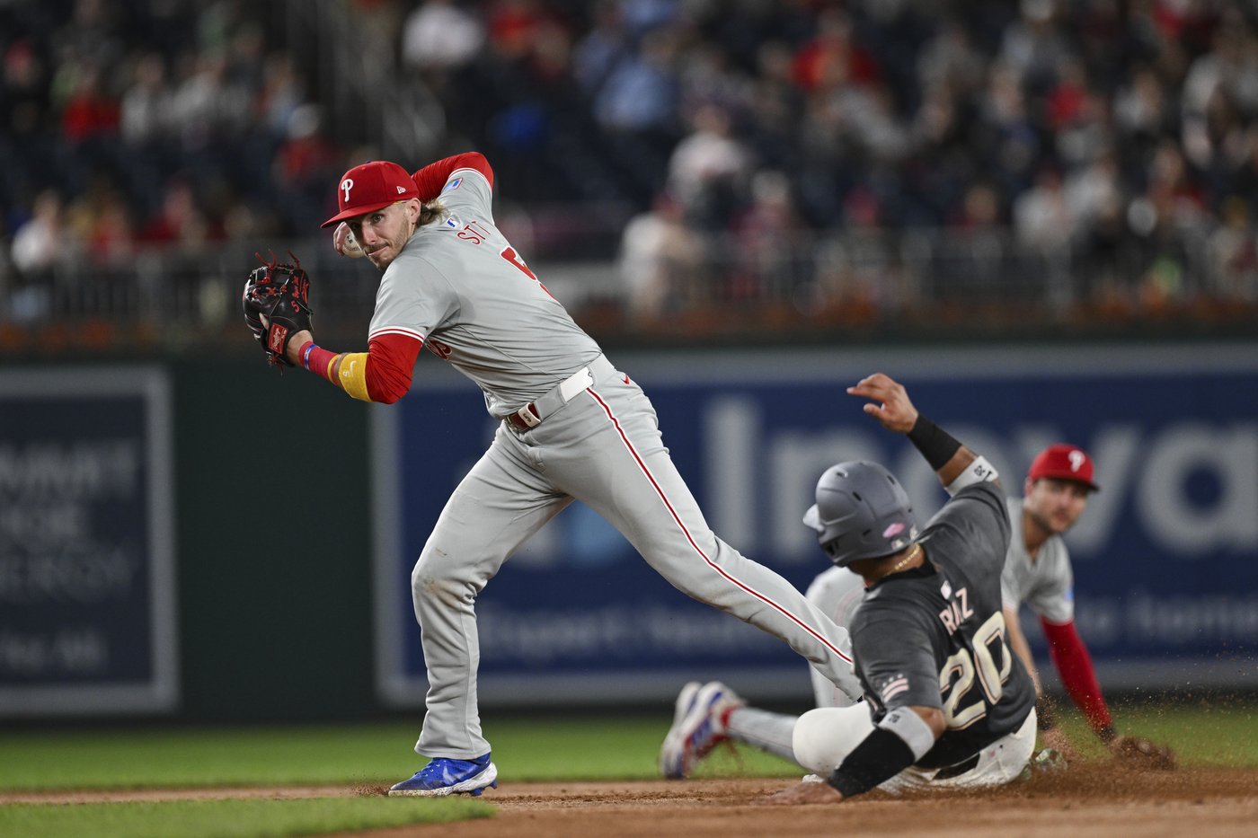 Stone Garrett homers in return to majors as Nationals rout Phillies, 9-1 | iNFOnews.ca