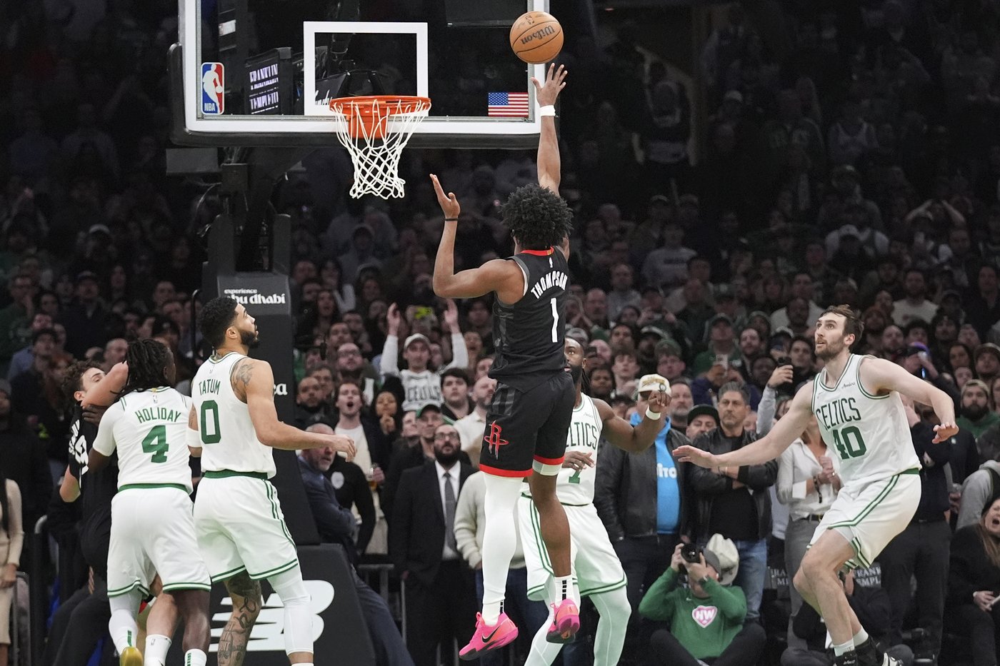 Thompson hits game-winning shot and scores 33 points as Rockets rally past Celtics 114-112 | iNFOnews.ca
