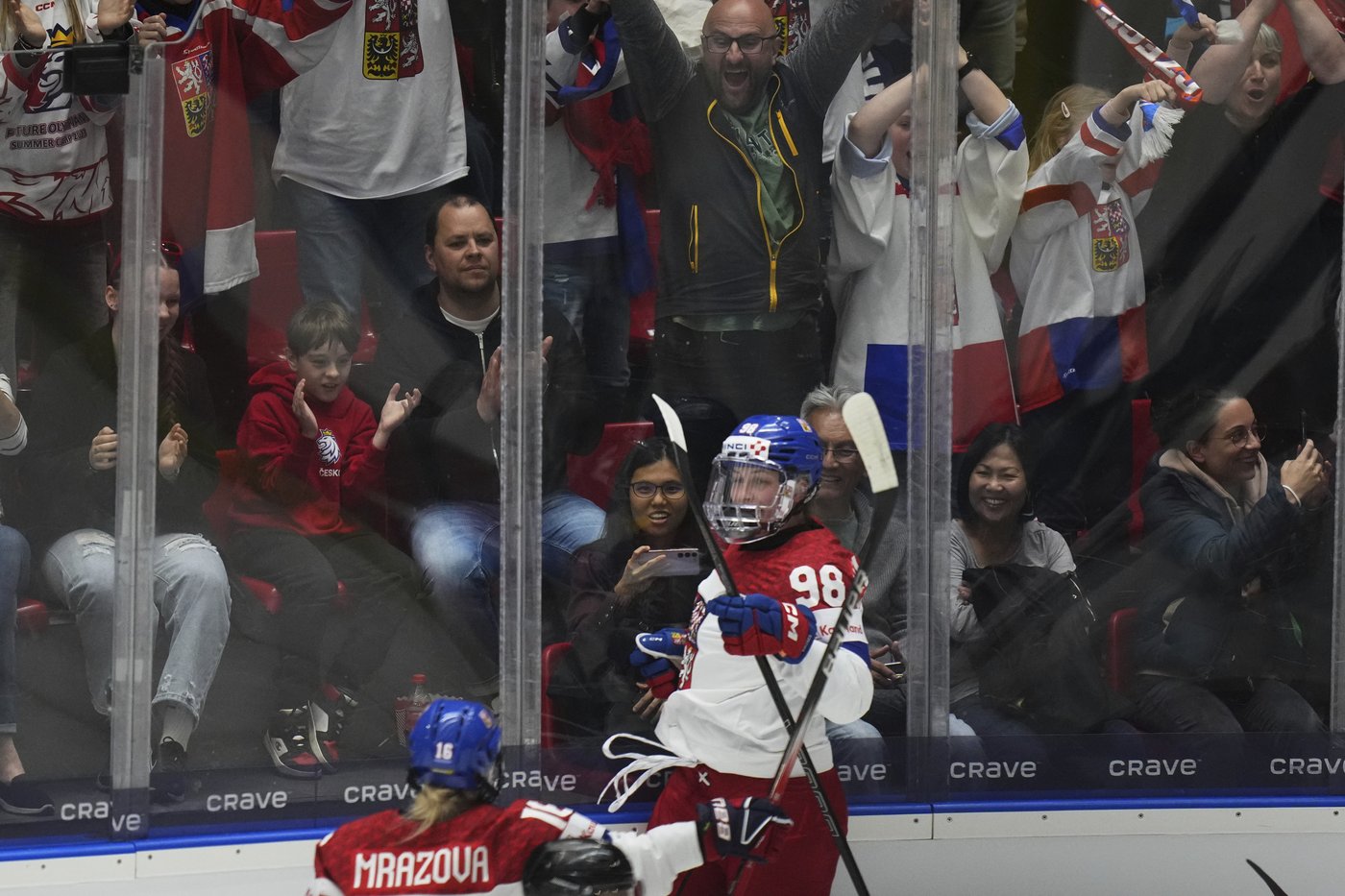 Sirens select Czech star Kaltounkova first overall in PWHL draft | iNFOnews.ca