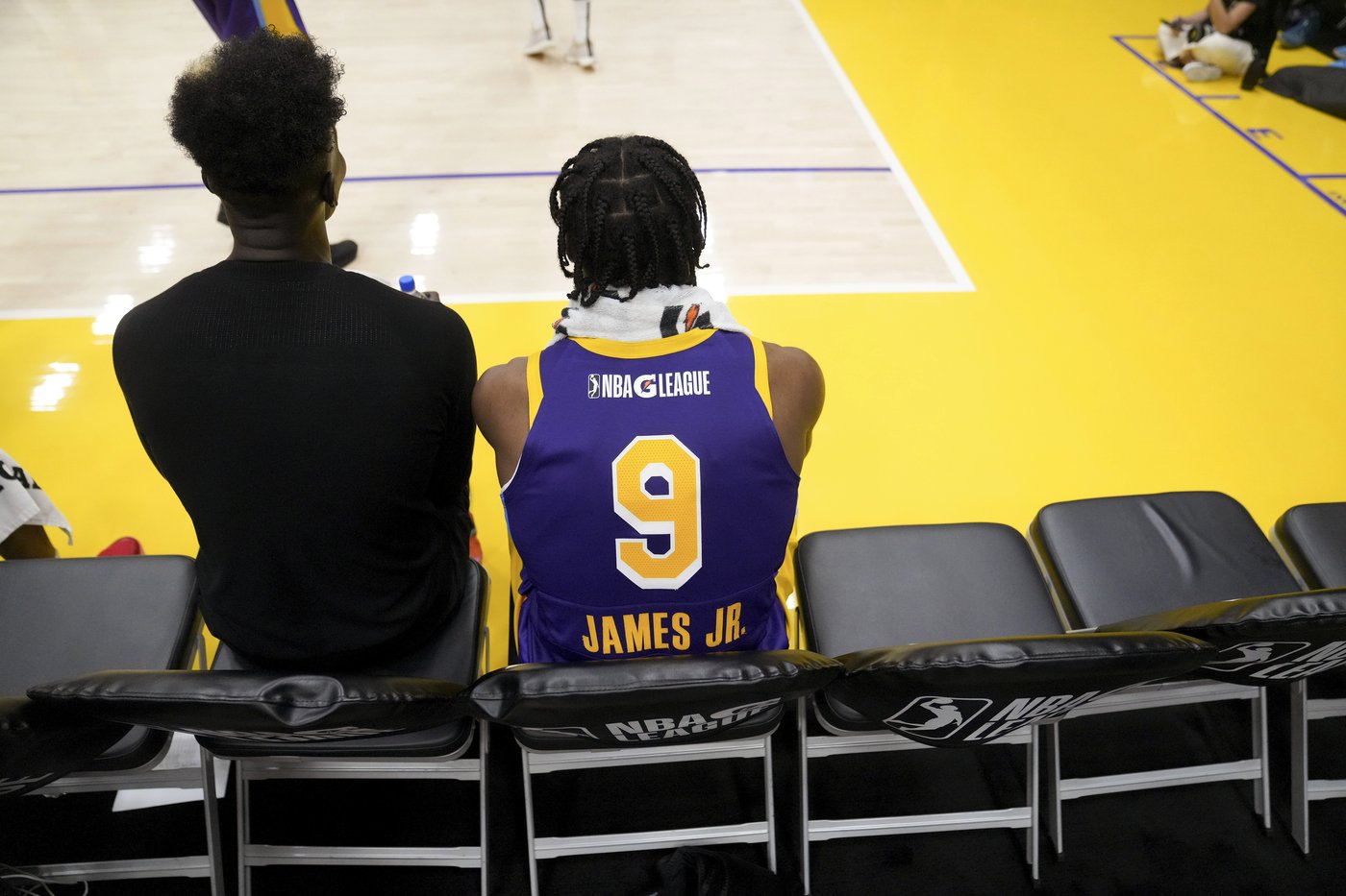 Bronny James has a left heel bruise and is listed as doubtful for the Lakers' next game | iNFOnews.ca