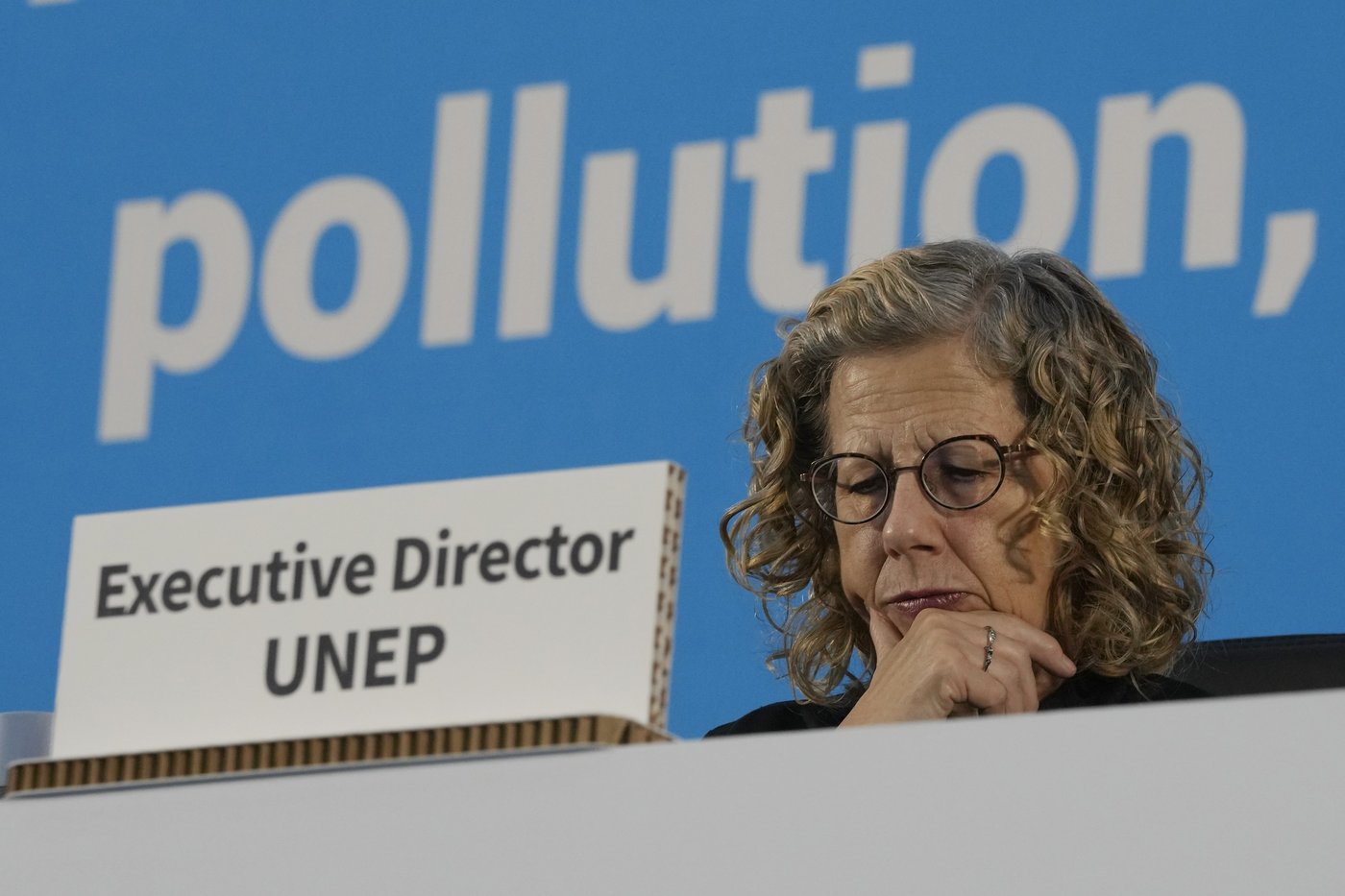 Negotiators fail to reach an agreement on a plastic pollution treaty. Talks to resume next year | iNFOnews.ca