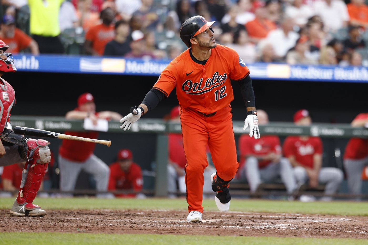 Orioles' Laureano comes off the bench to hit 2 homers, then nearly adds a 3rd | iNFOnews.ca