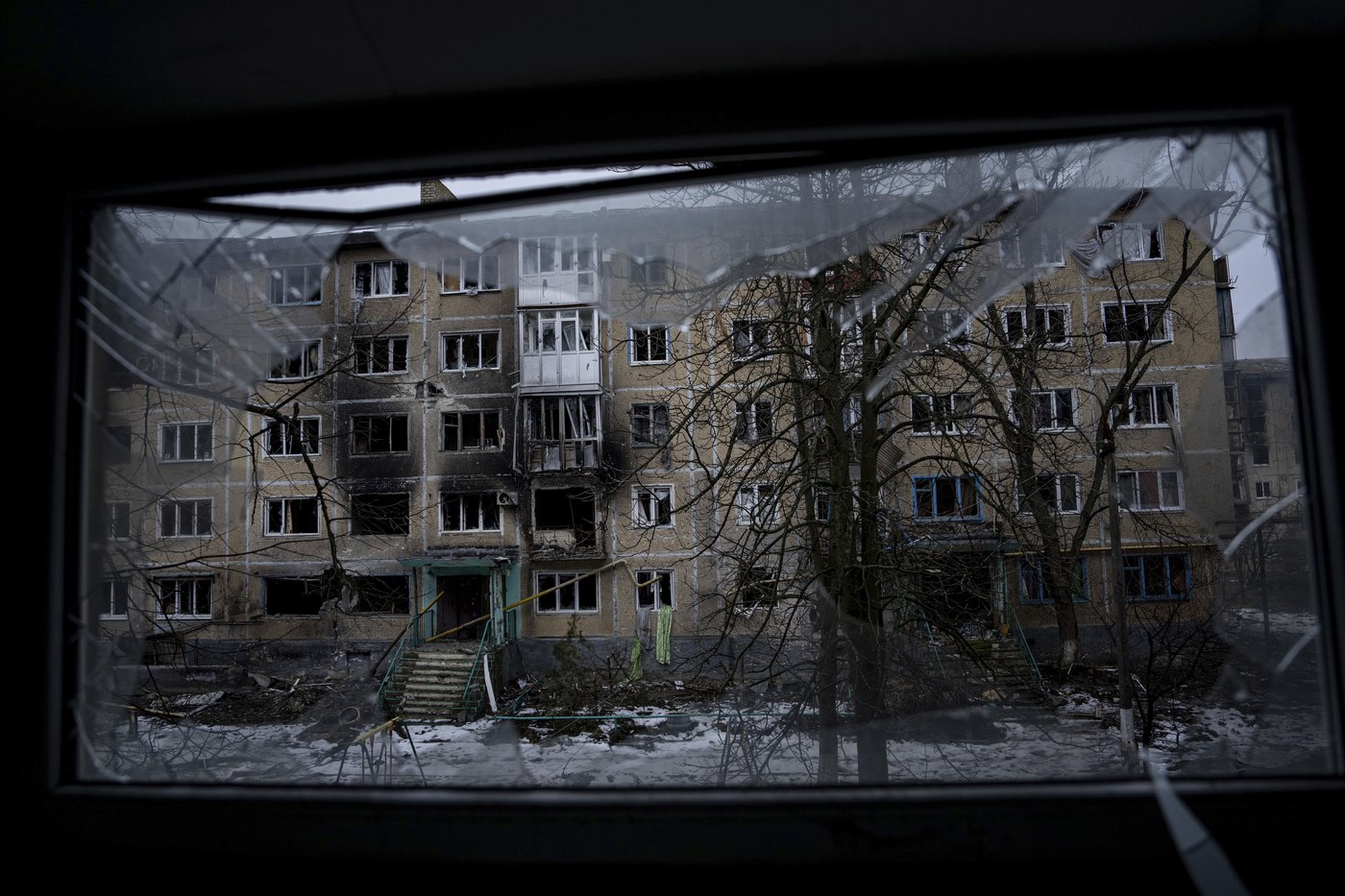 Ukraine's military will pull out of Vuhledar in the east after 2 years of intense fighting | iNFOnews.ca Ukraine's military will pull out of Vuhledar in the east after 2 years of intense fighting | iNFOnews.ca