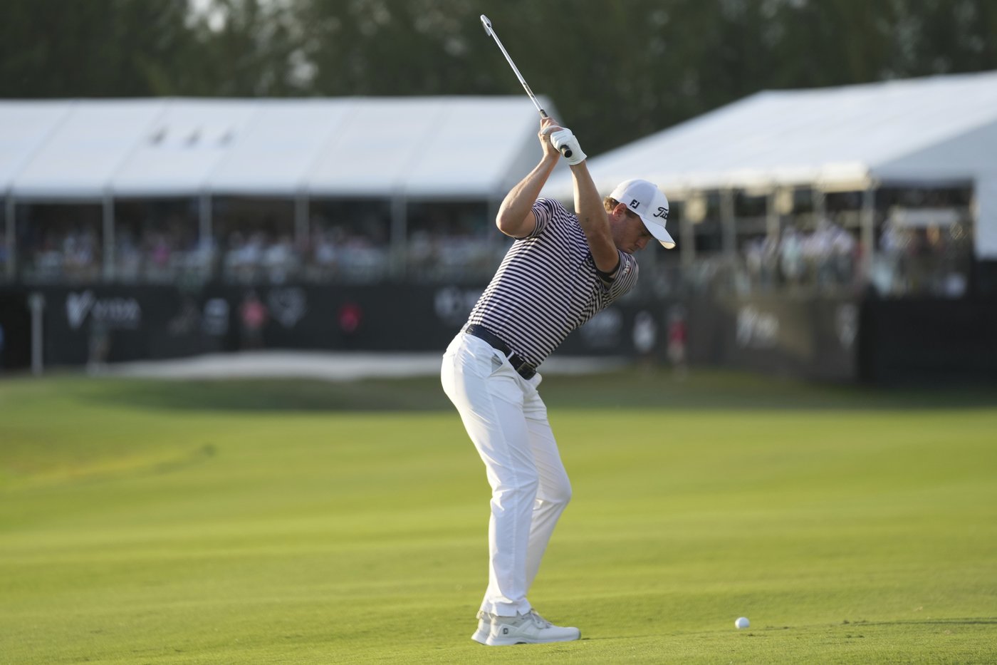 Justin Thomas with big drives and a few big putts takes 1-shot lead over Scheffler in the Bahamas | iNFOnews.ca Justin Thomas with big drives and a few big putts takes 1-shot lead over Scheffler in the Bahamas | iNFOnews.ca