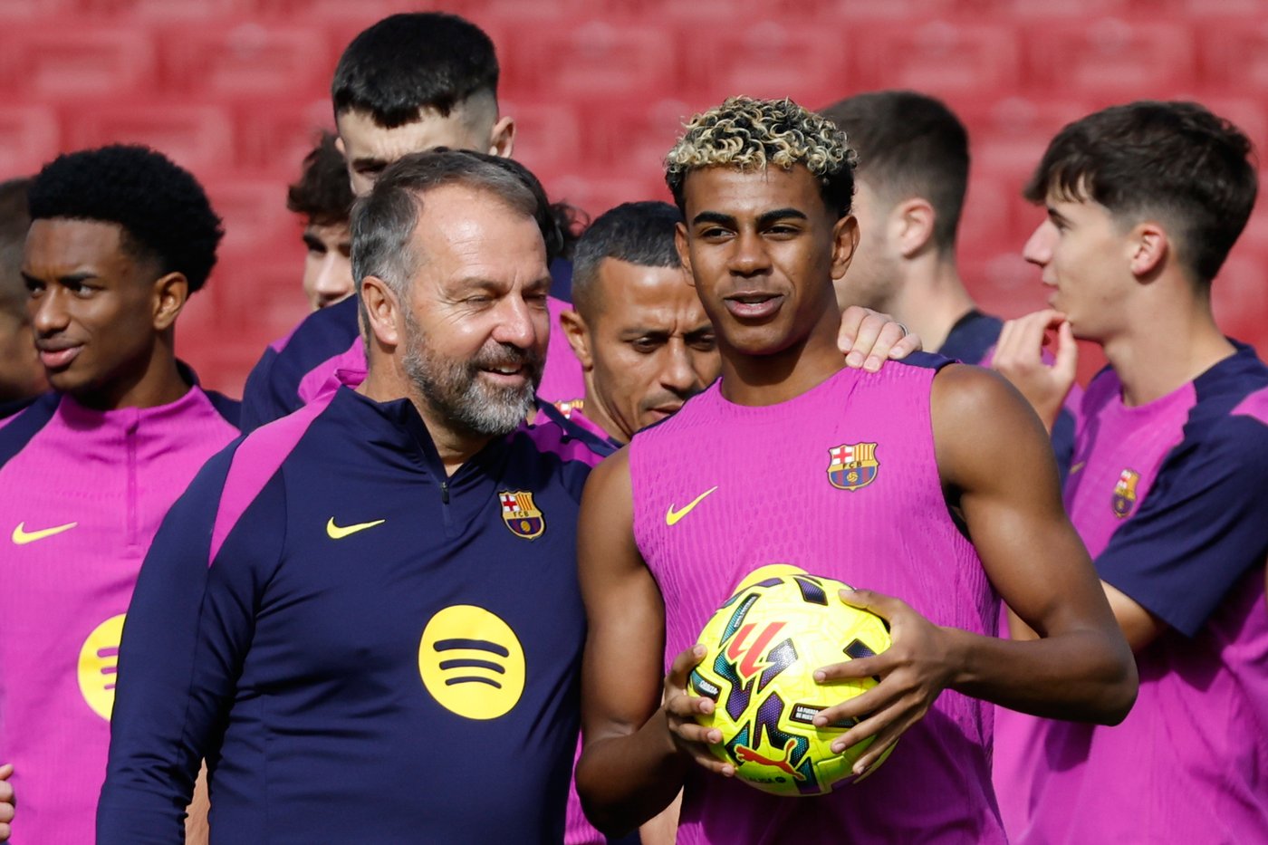 Barcelona trains at Camp Nou for first time in over 2 years as stadium remodeling continues | iNFOnews.ca Barcelona trains at Camp Nou for first time in over 2 years as stadium remodeling continues | iNFOnews.ca