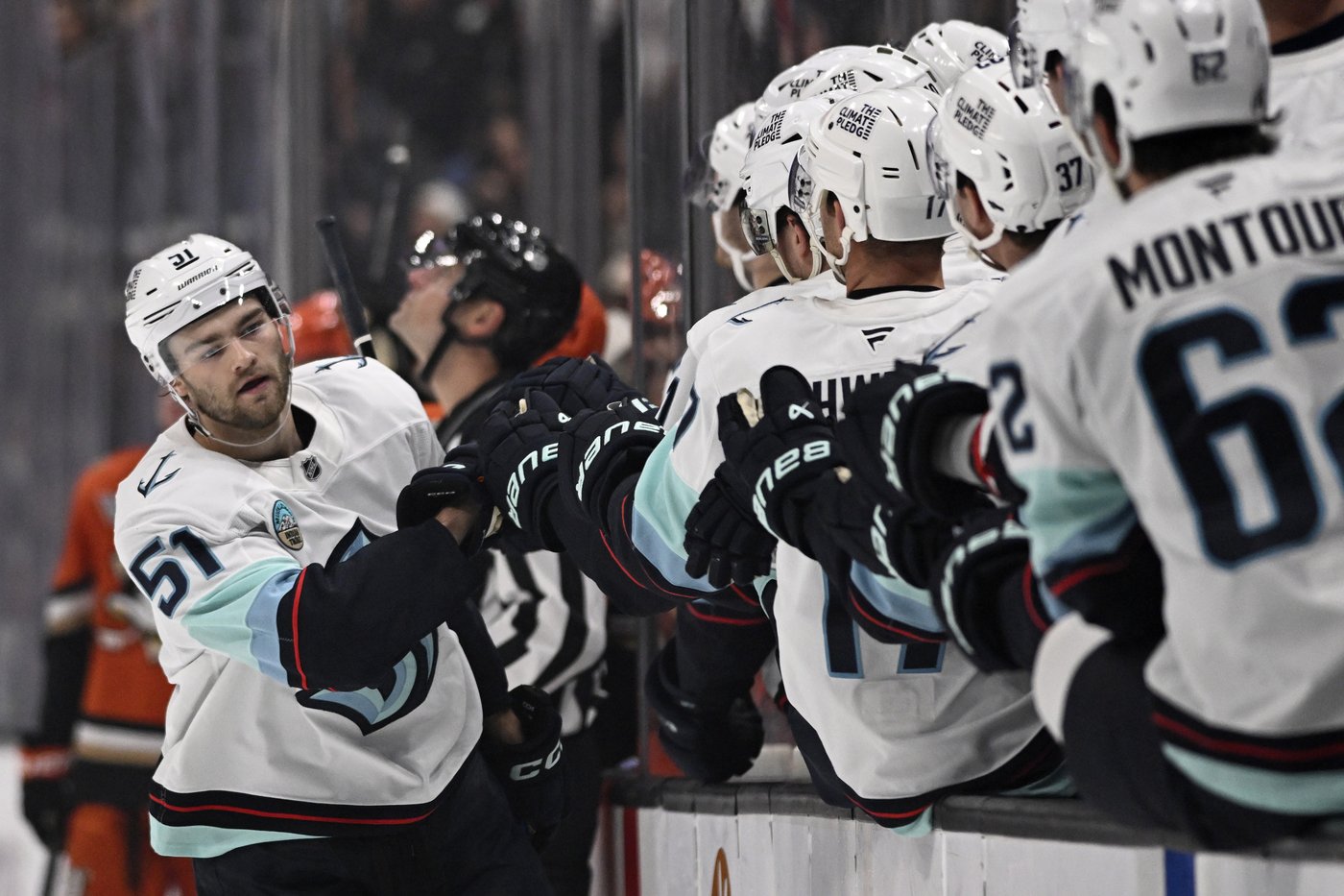 Early third-period goals help Kraken extend dominance over Ducks | iNFOnews.ca Early third-period goals help Kraken extend dominance over Ducks | iNFOnews.ca