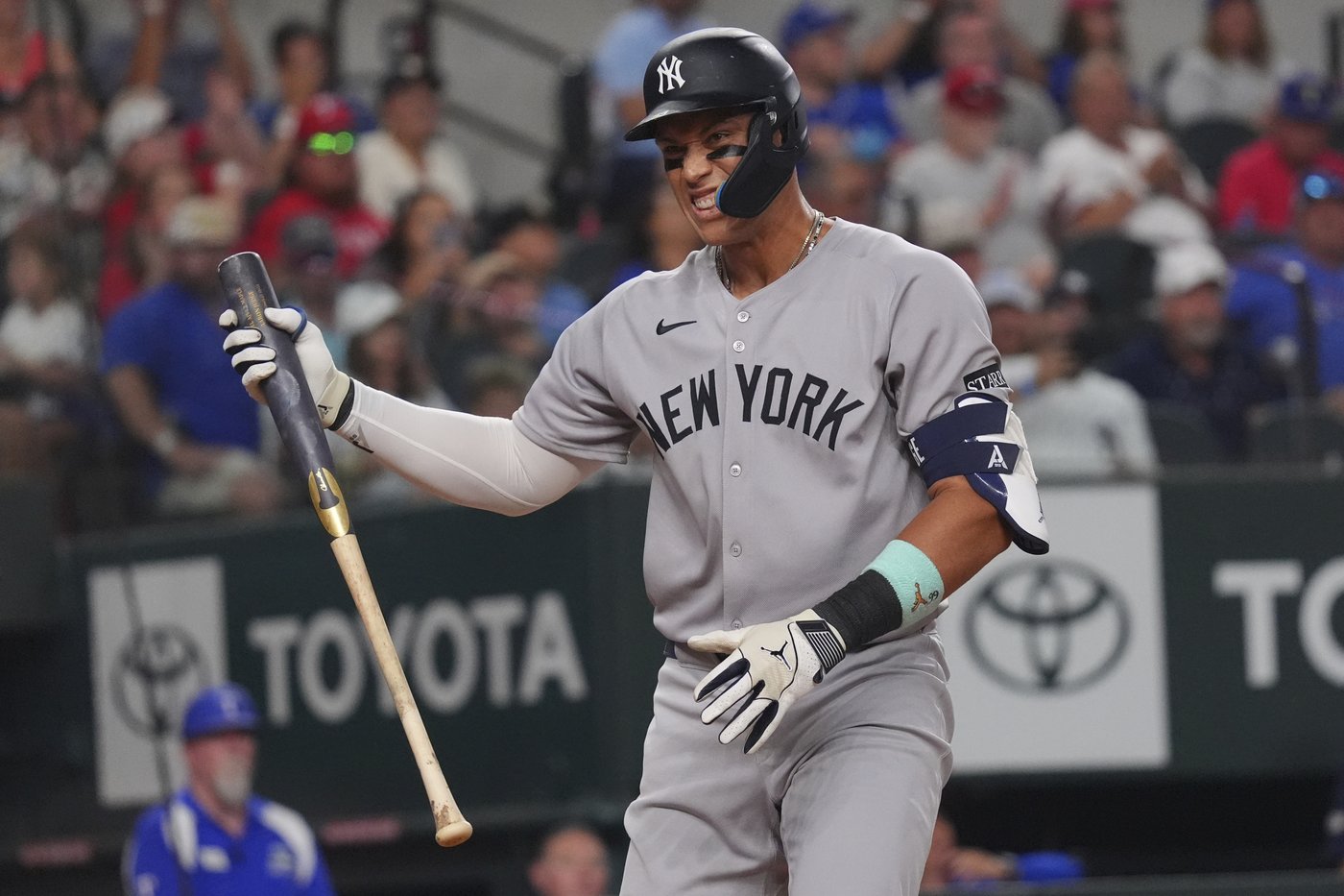 Aaron Judge returns to the lineup at DH as the Yankees wait for clarity on his throwing arm | iNFOnews.ca Aaron Judge returns to the lineup at DH as the Yankees wait for clarity on his throwing arm | iNFOnews.ca