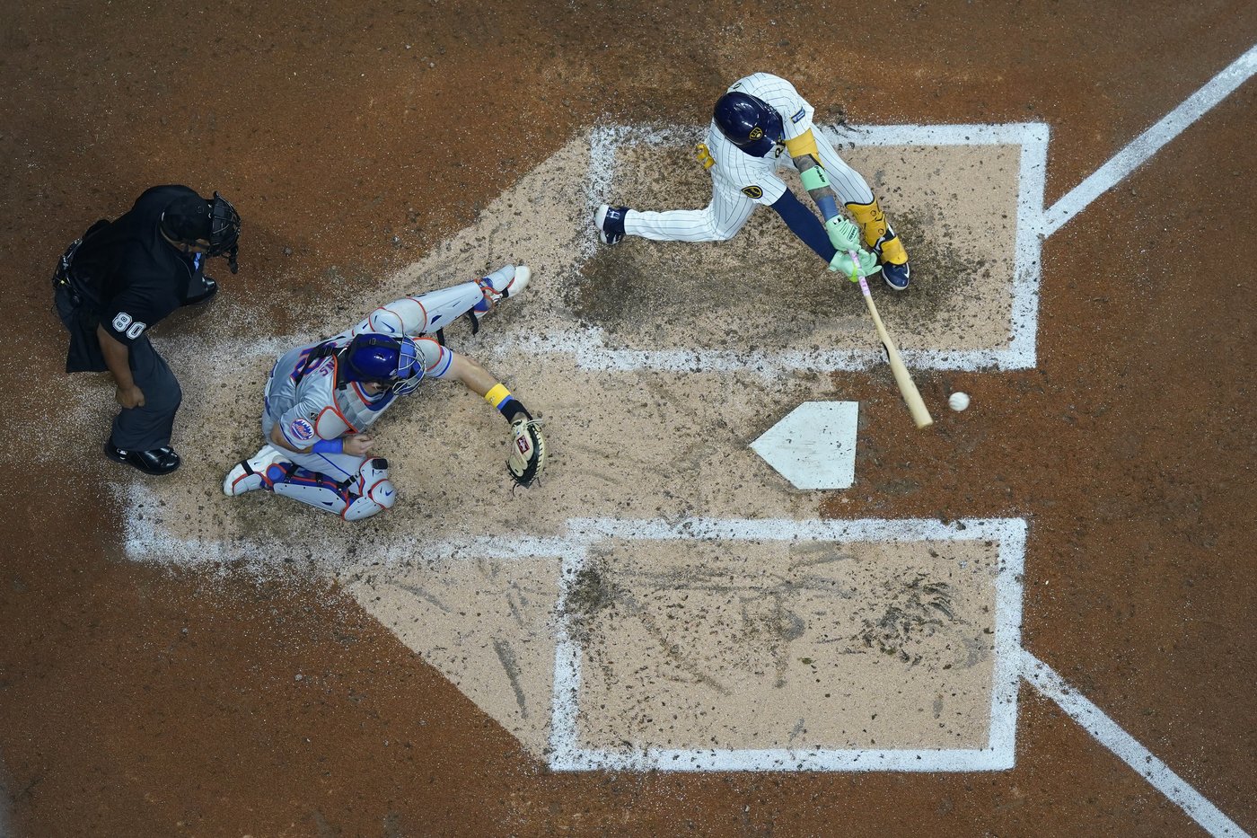 Mets put their playoff hopes in danger by getting just two hits in 6-0 loss to Brewers | iNFOnews.ca Mets put their playoff hopes in danger by getting just two hits in 6-0 loss to Brewers | iNFOnews.ca