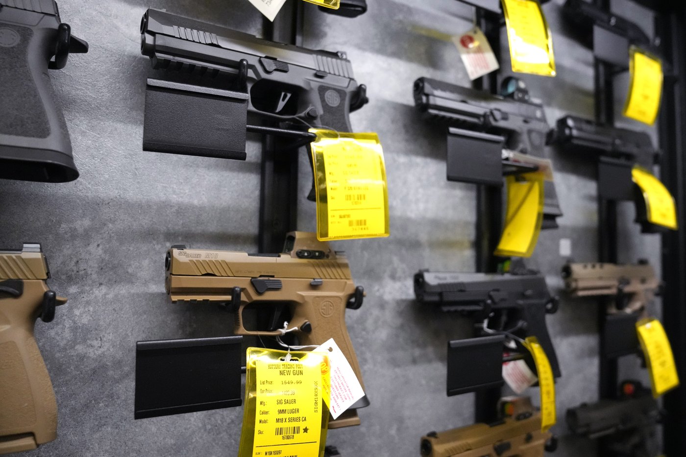Gun groups sue to overturn Maine's new three-day waiting period to buy firearms | iNFOnews.ca