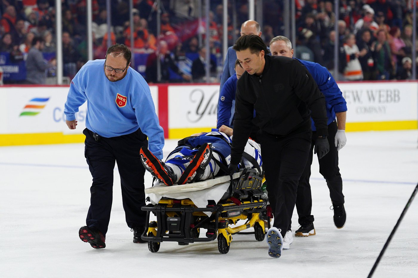 Matthews, Tavares lead Leafs past Flyers 5-2; Tanev stretchered off after collision | iNFOnews.ca