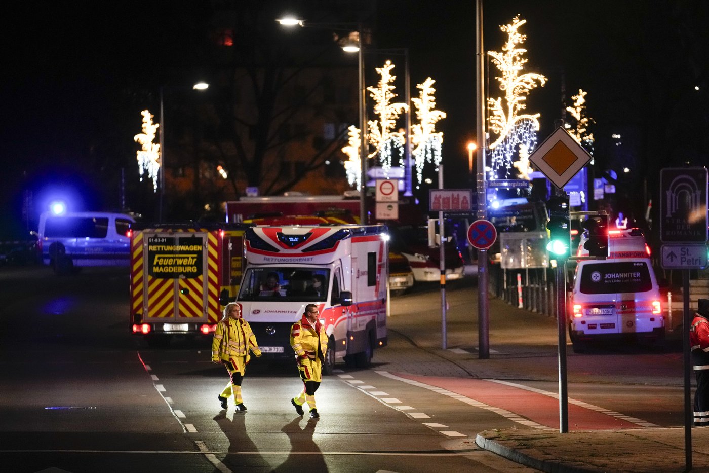 Germans mourn attack on Christmas market with no answers about why | iNFOnews.ca