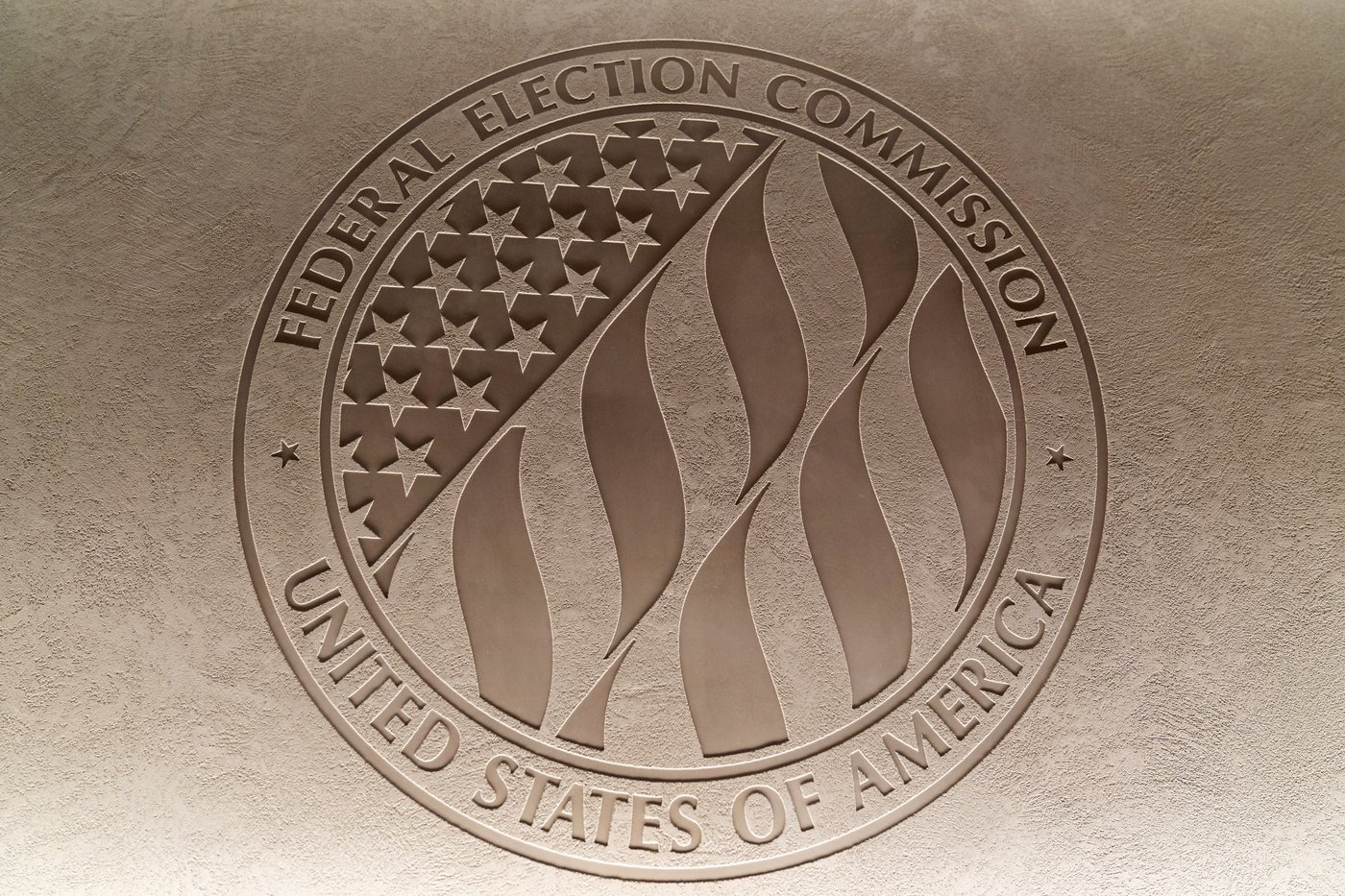Judge tosses Democratic committees' lawsuit over the Federal Election Commission's independence | iNFOnews.ca