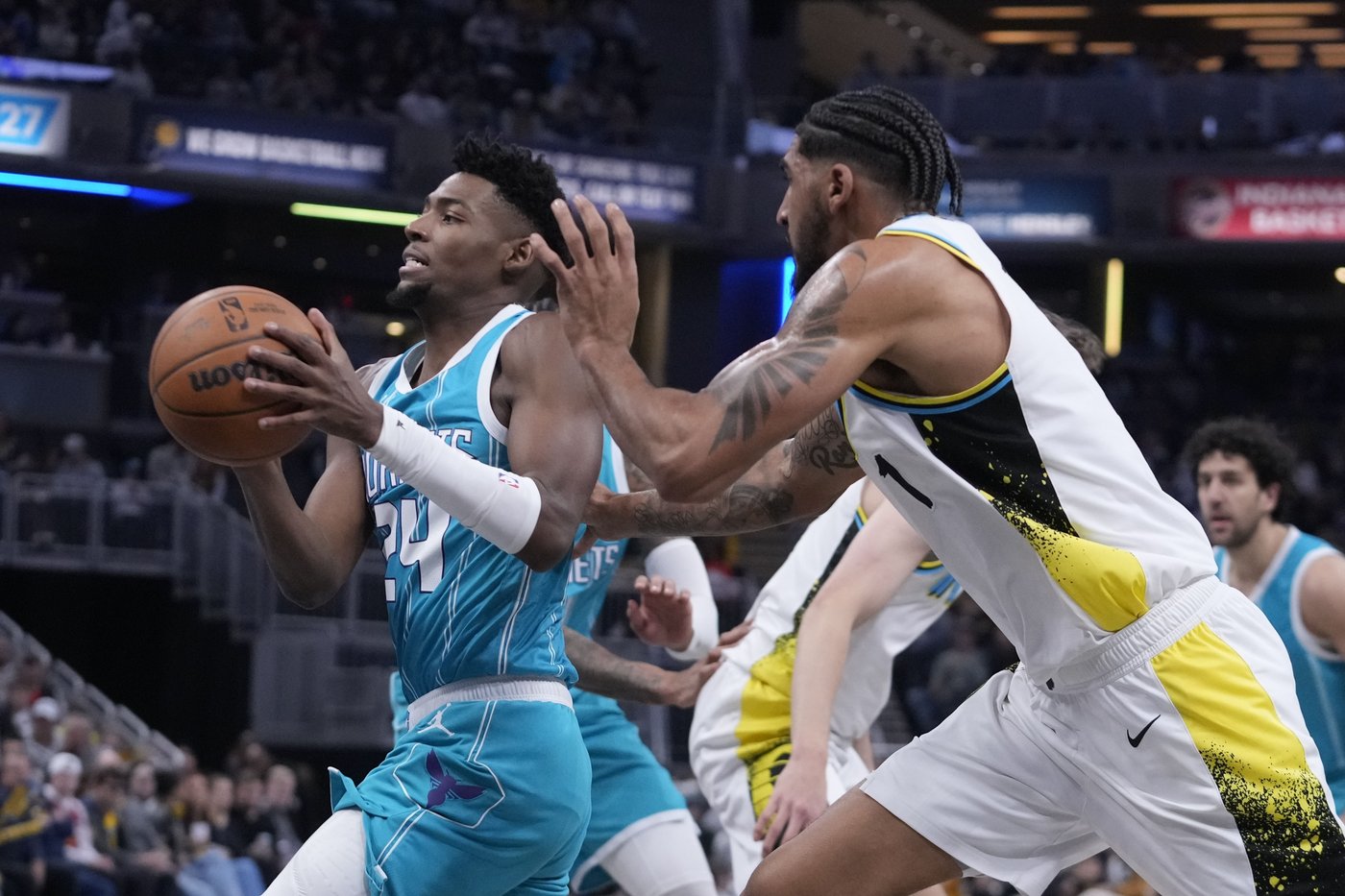 Brandon Miller's late free throws help Hornets beat the Pacers 113-109 and snap 8-game skid | iNFOnews.ca Brandon Miller's late free throws help Hornets beat the Pacers 113-109 and snap 8-game skid | iNFOnews.ca
