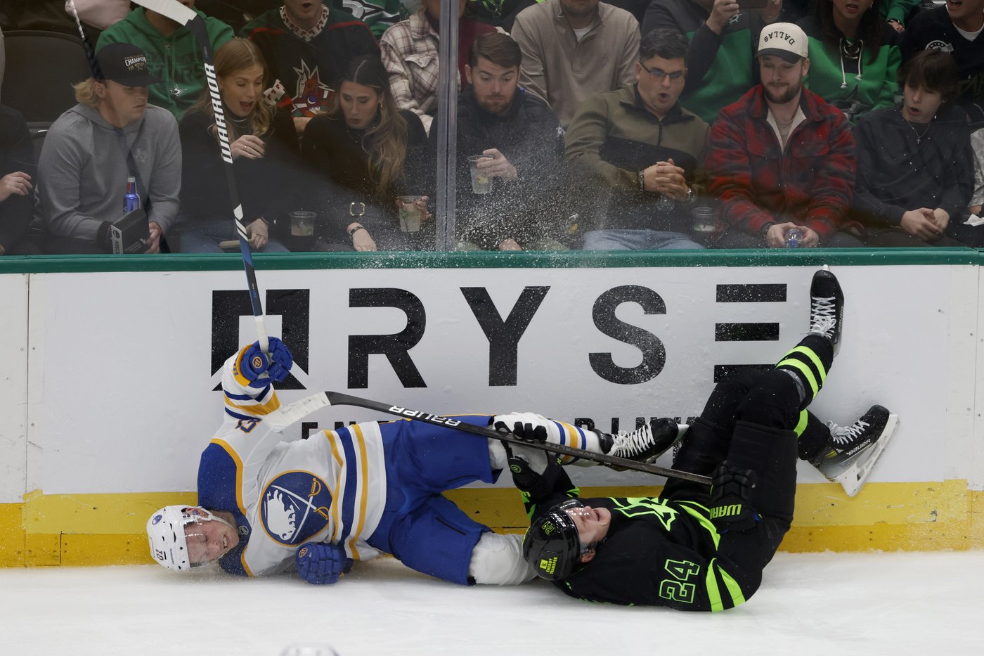 Wyatt Johnston scores go-ahead goal midway through 3rd period as Stars beat Sabres 4-2 | iNFOnews.ca