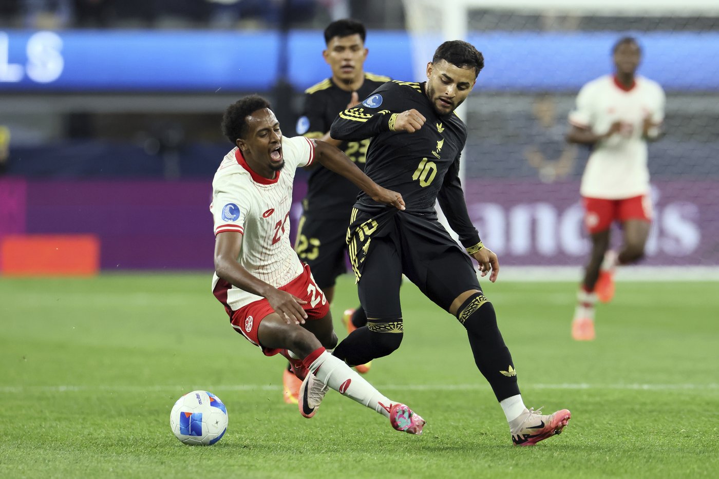 Raul Jimenez scores twice as Mexico downs Canada in CONCACAF Nations League semifinal | iNFOnews.ca