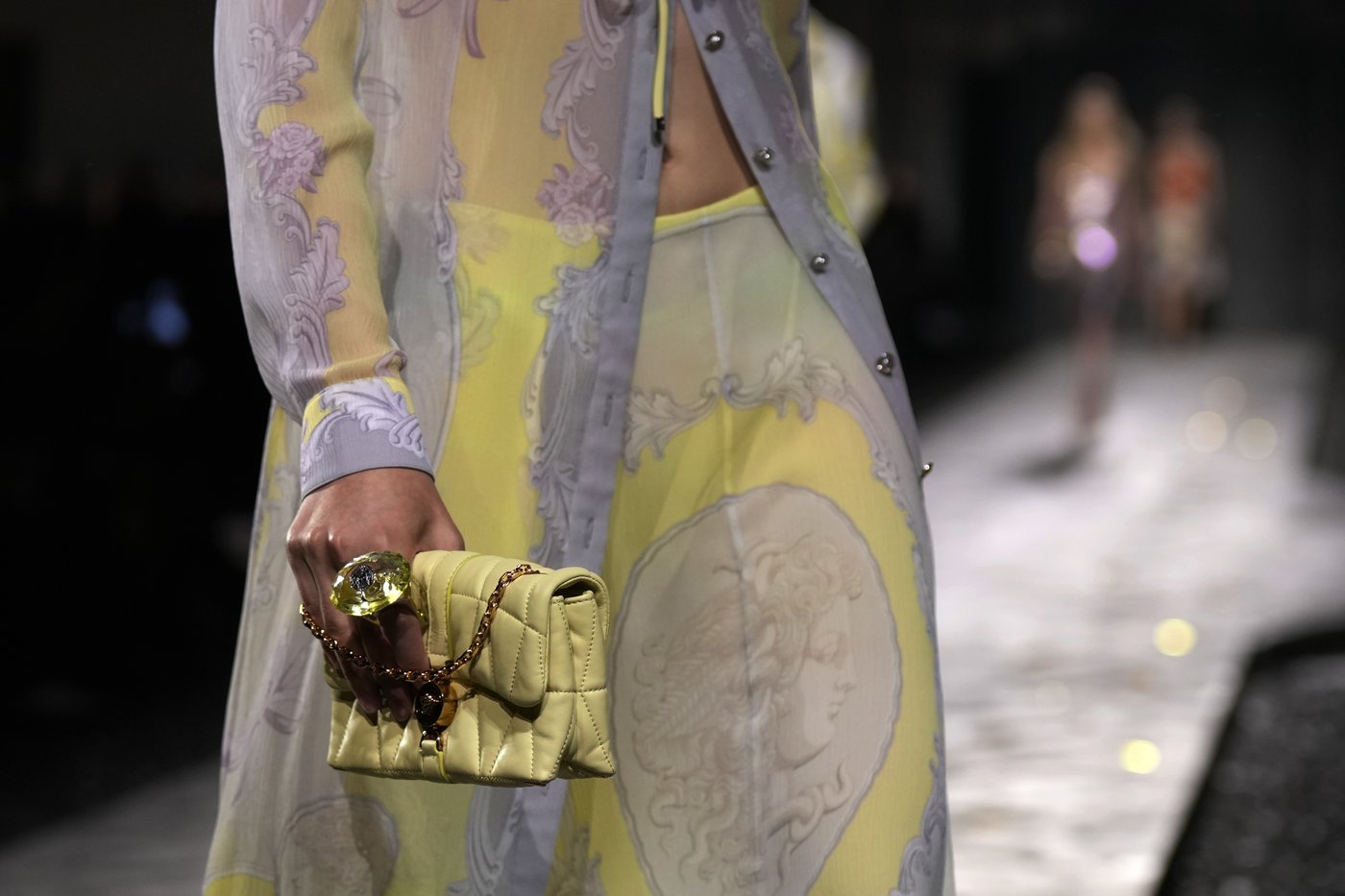 Gucci touts 'casual grandeur,' Tod's focuses on Artisanal Intelligence and Versace plays it safe | iNFOnews.ca Gucci touts 'casual grandeur,' Tod's focuses on Artisanal Intelligence and Versace plays it safe | iNFOnews.ca