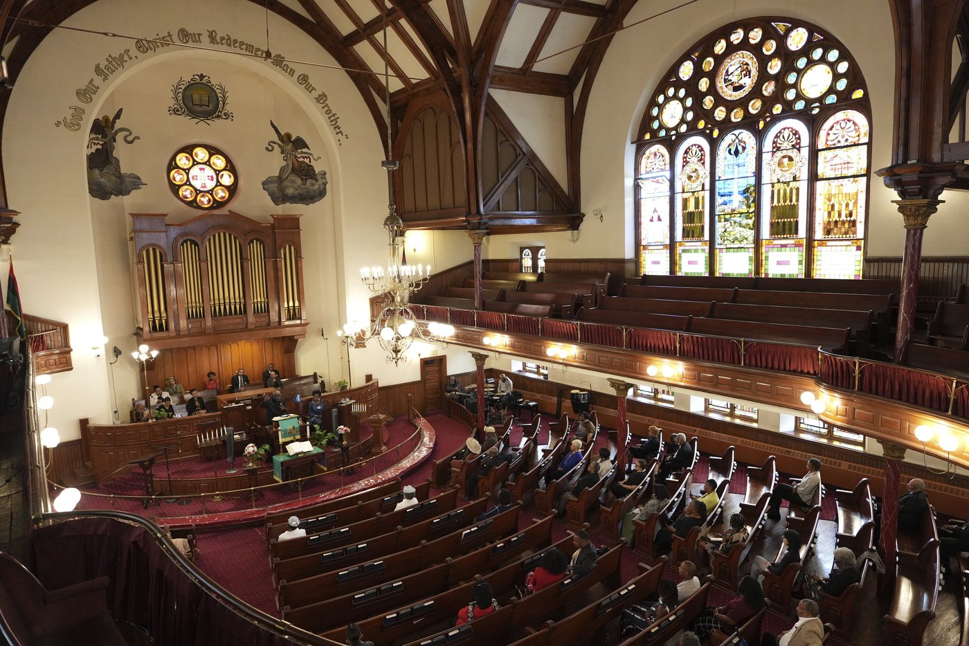 Two historic Philadelphia churches offer lessons for an America divided today and in its infancy | iNFOnews.ca