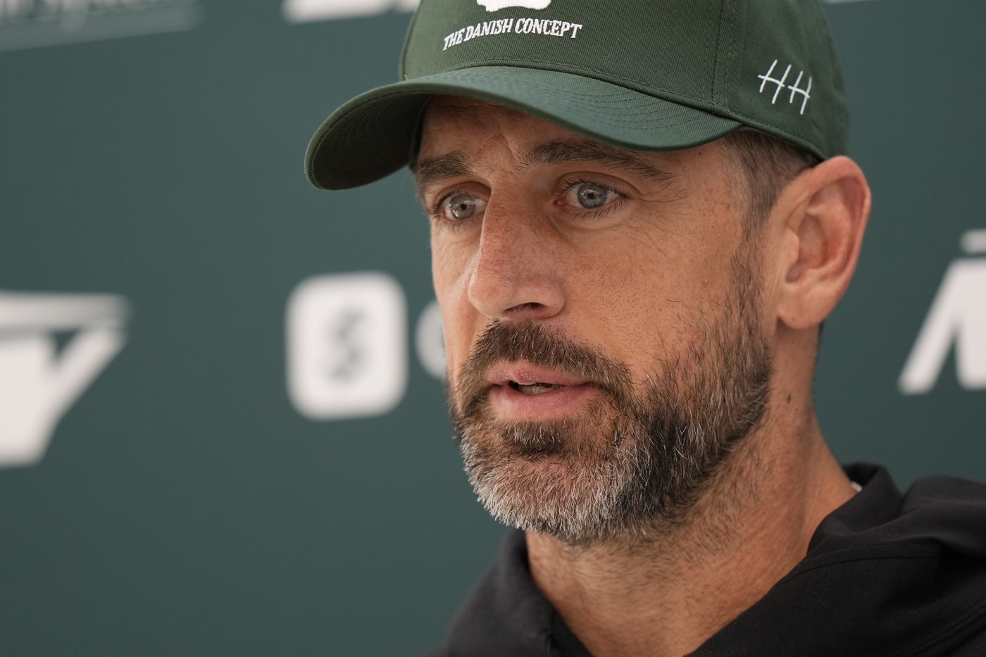 Jets' Rodgers insists there's no rift with Saleh and responds to rumors of potential Adams reunion | iNFOnews.ca