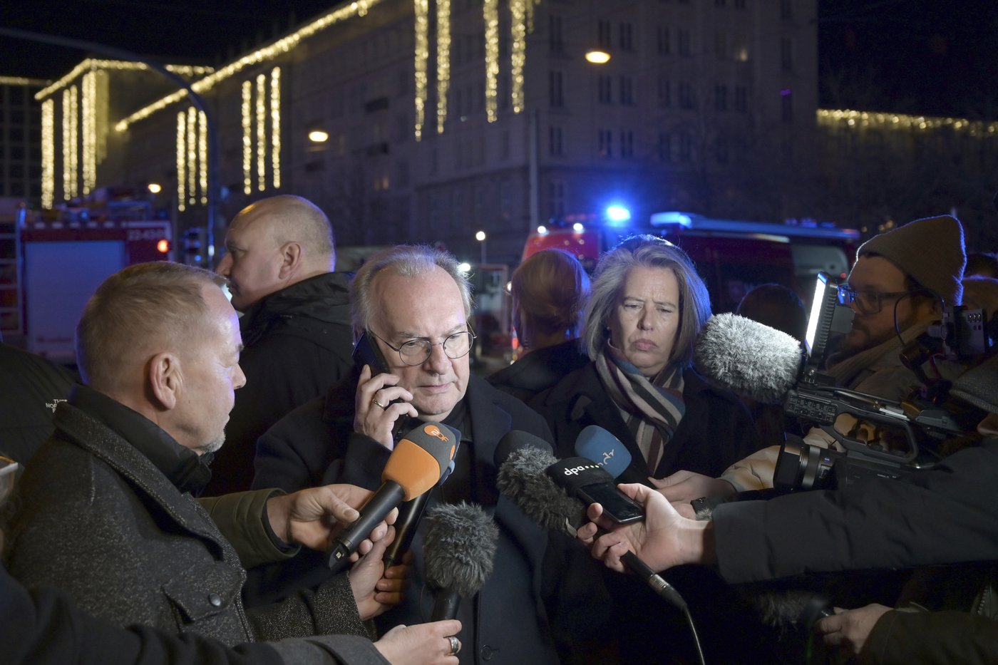 Germans mourn attack on Christmas market with no answers about why | iNFOnews.ca