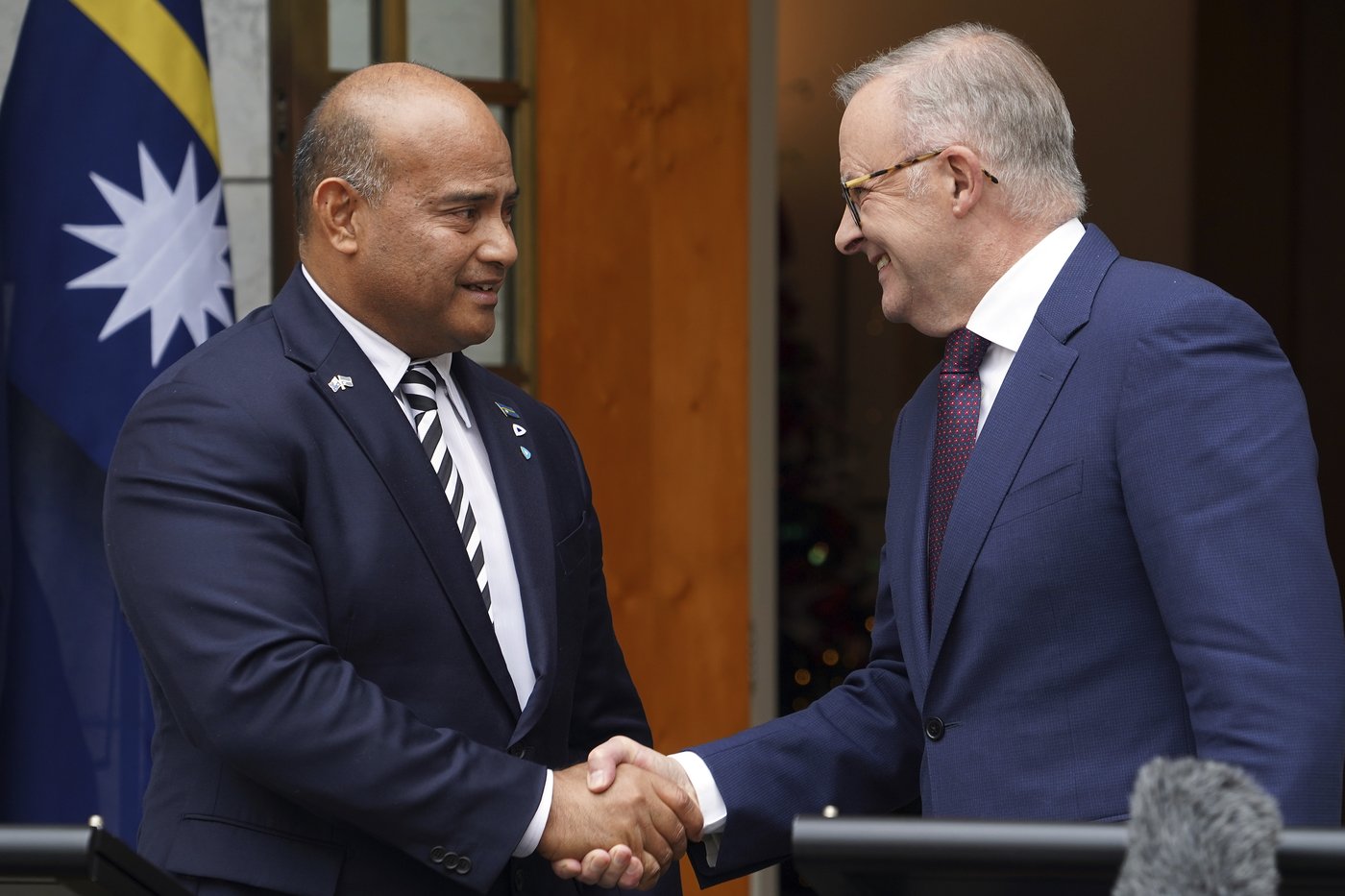 Australia plans to deport 3 violent criminals to Nauru | iNFOnews.ca